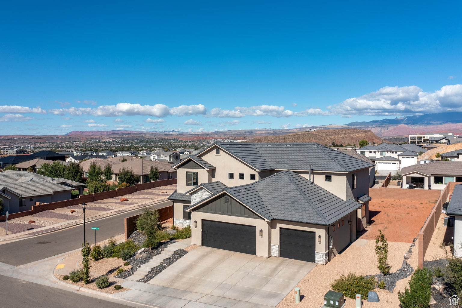 ROADRUNNER RIDGE 5 - Residential
