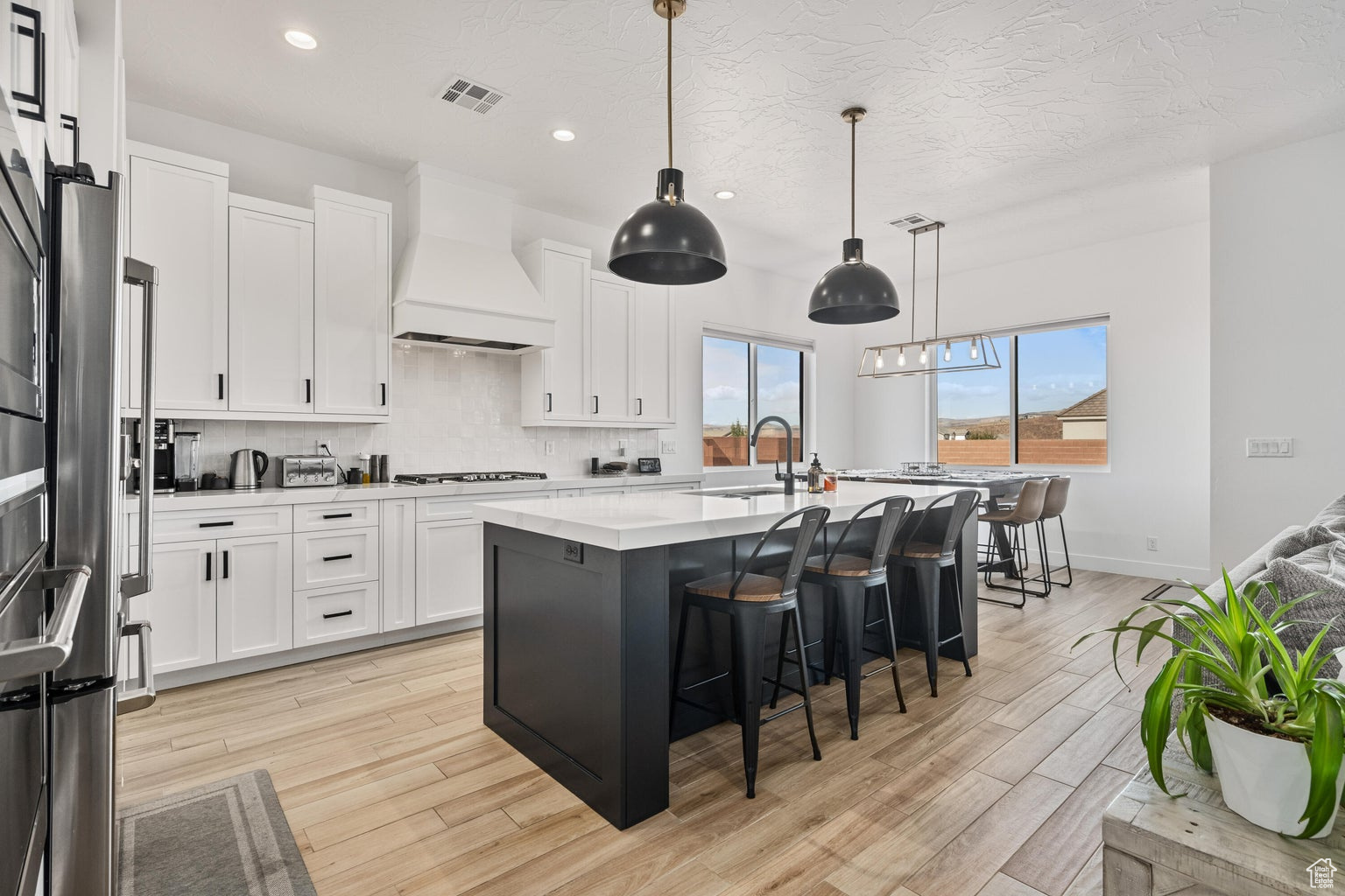 ROADRUNNER RIDGE 5 - Residential