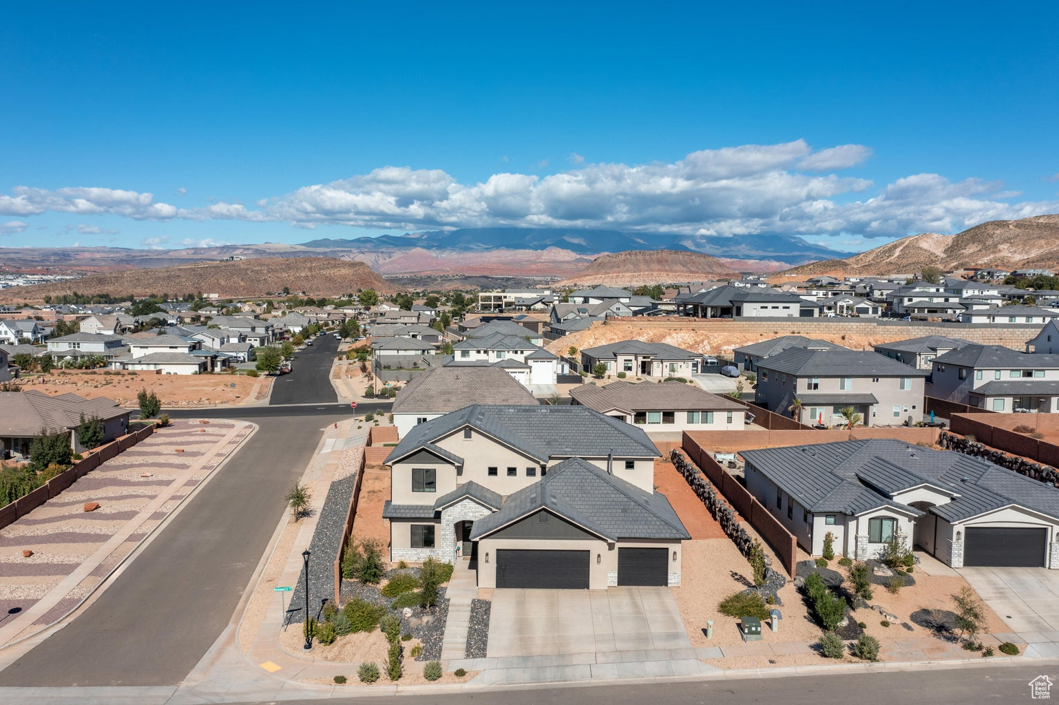 ROADRUNNER RIDGE 5 - Residential