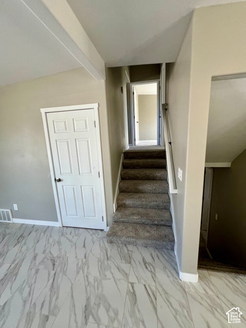 Tiny photo for 765 E 5300 S, South Ogden, UT 84405 (MLS # 2190315)