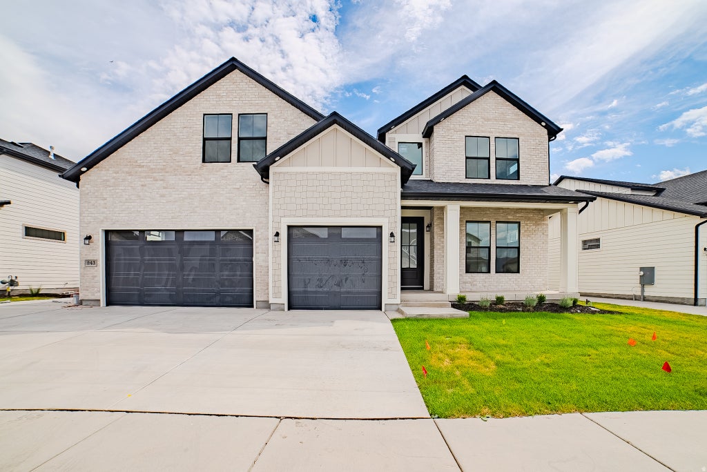 Photo of 243 S COTTONWOOD RD #7503, Vineyard, UT 84059 (MLS # 2183311)
