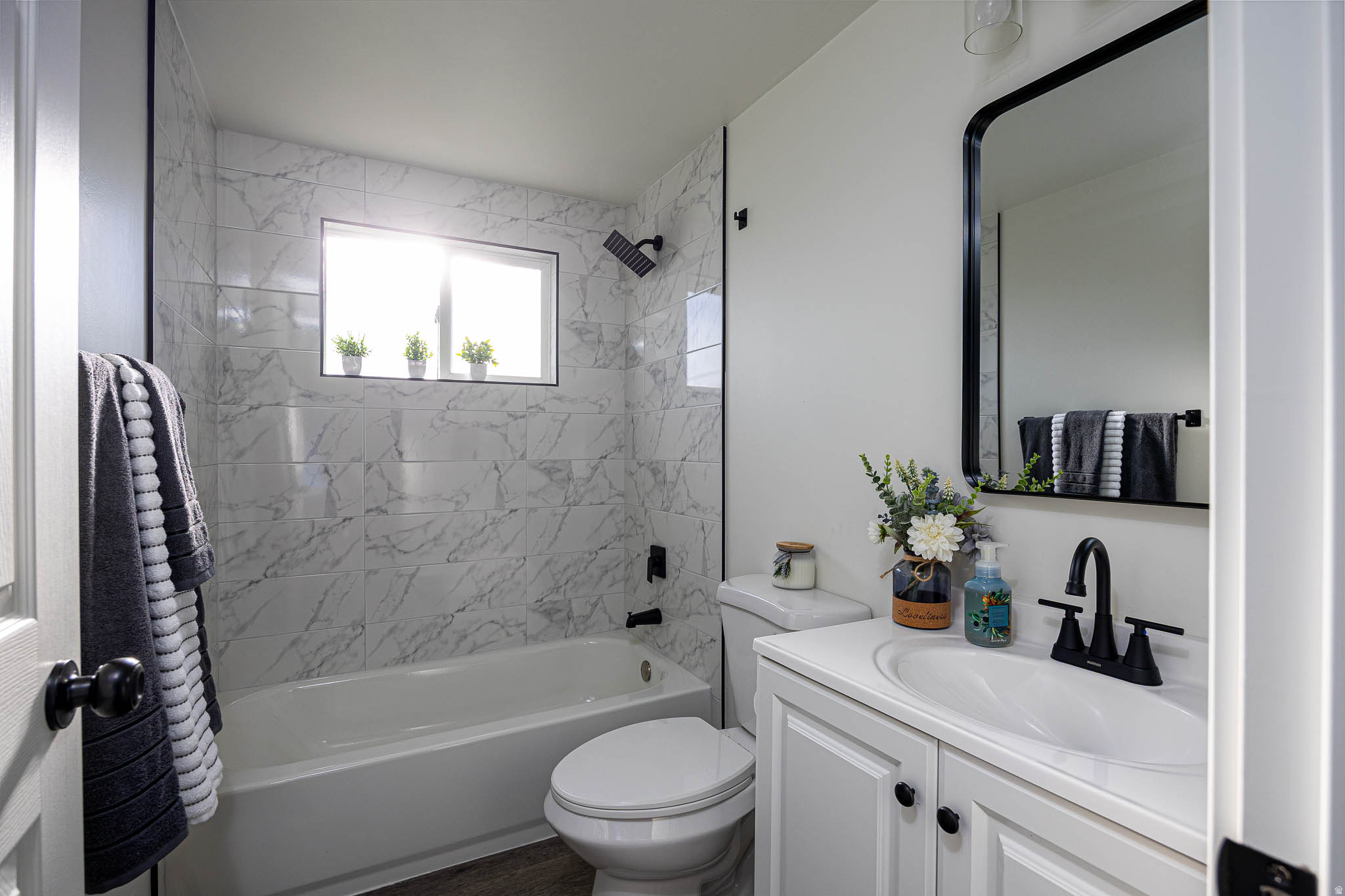 HILLSDALE SUB - Residential