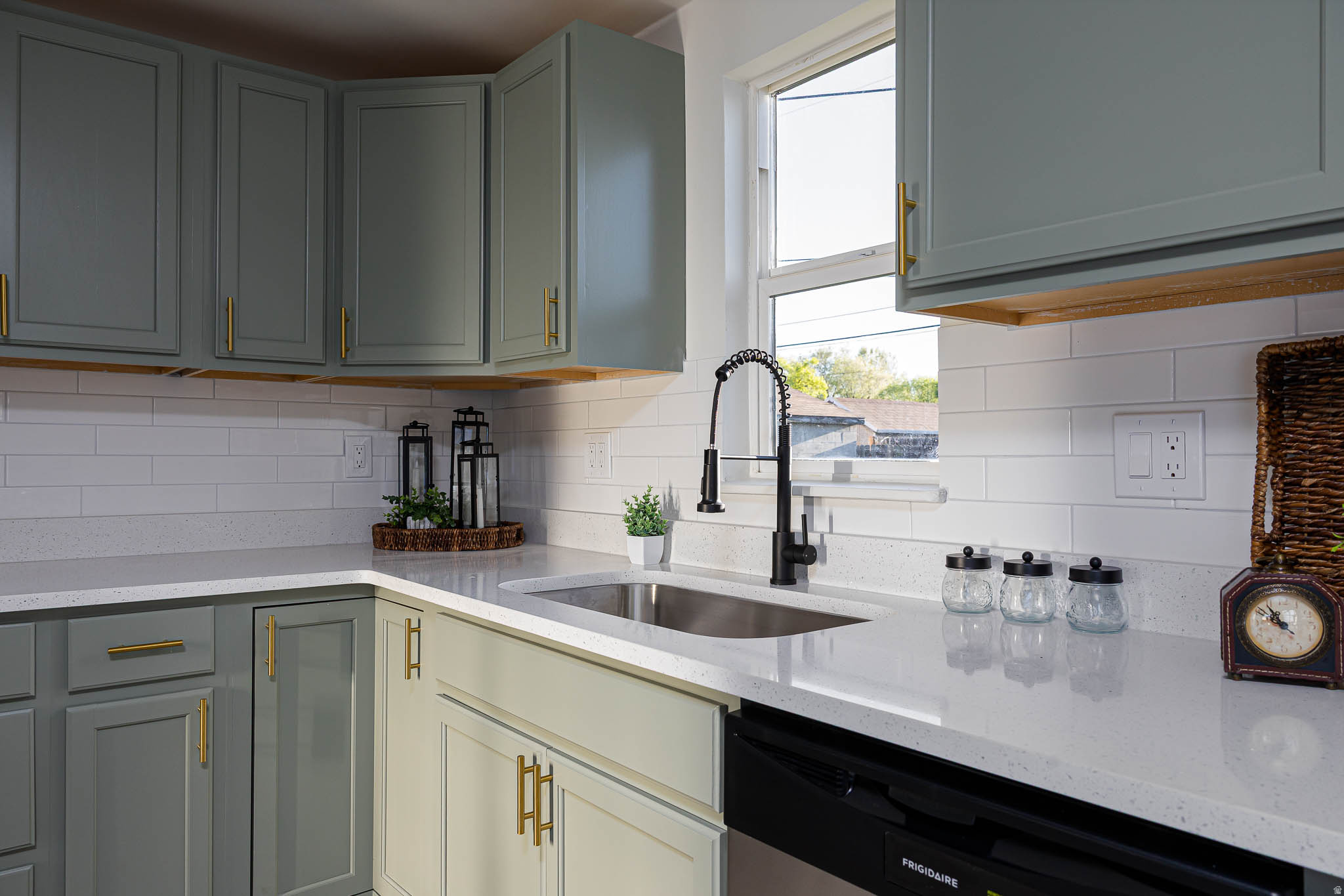 HILLSDALE SUB - Residential