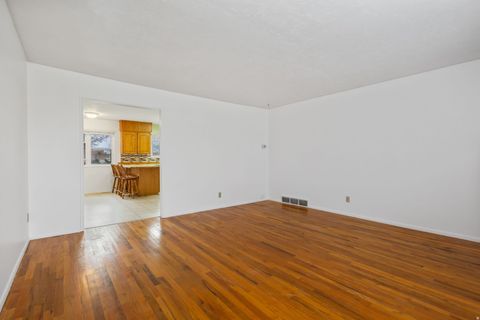 Tiny photo for 288 E 6280 ST S, Murray, UT 84107 (MLS # 2136839)