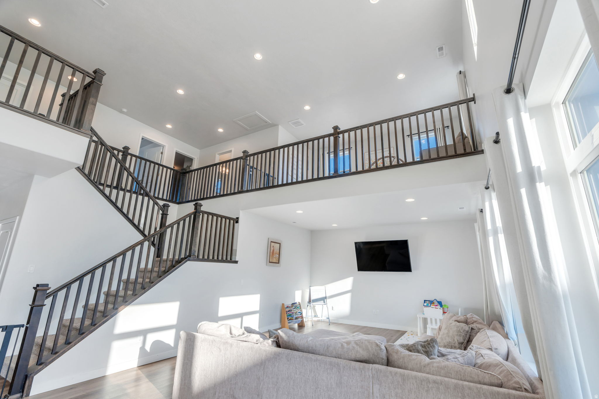 STONECREEK - Residential