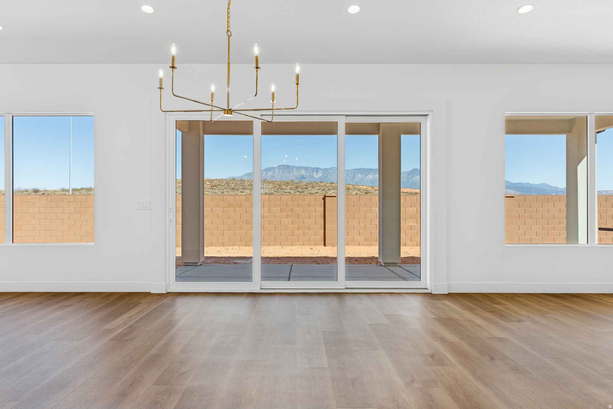 RED SANDS - Residential