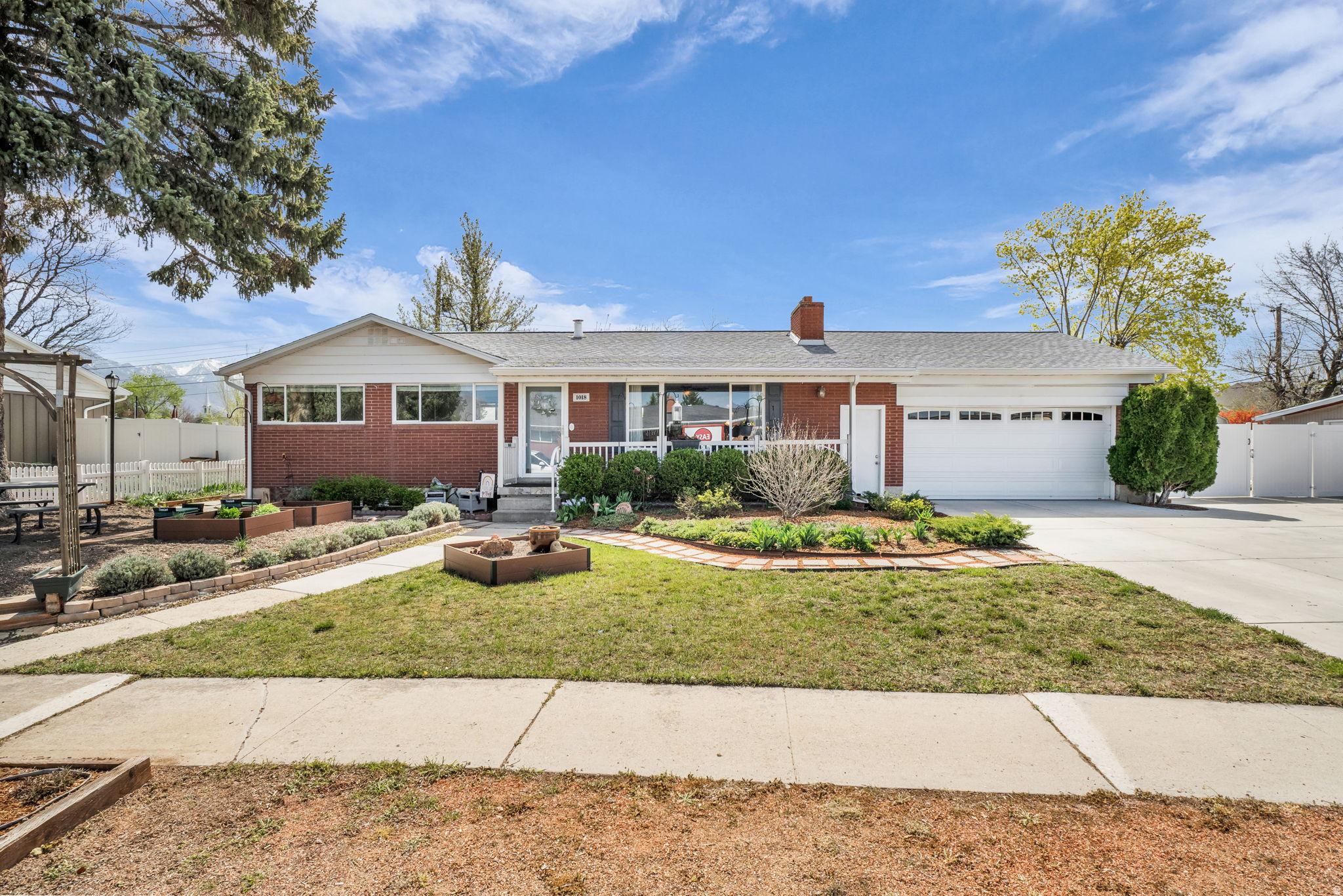 SAGE HILL - Residential