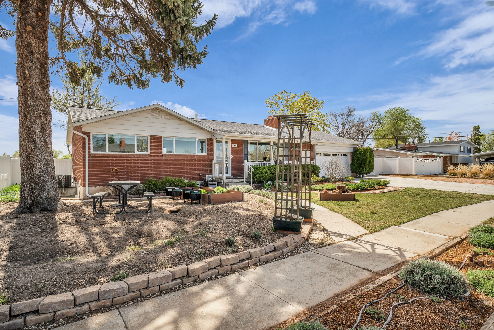 SAGE HILL - Residential