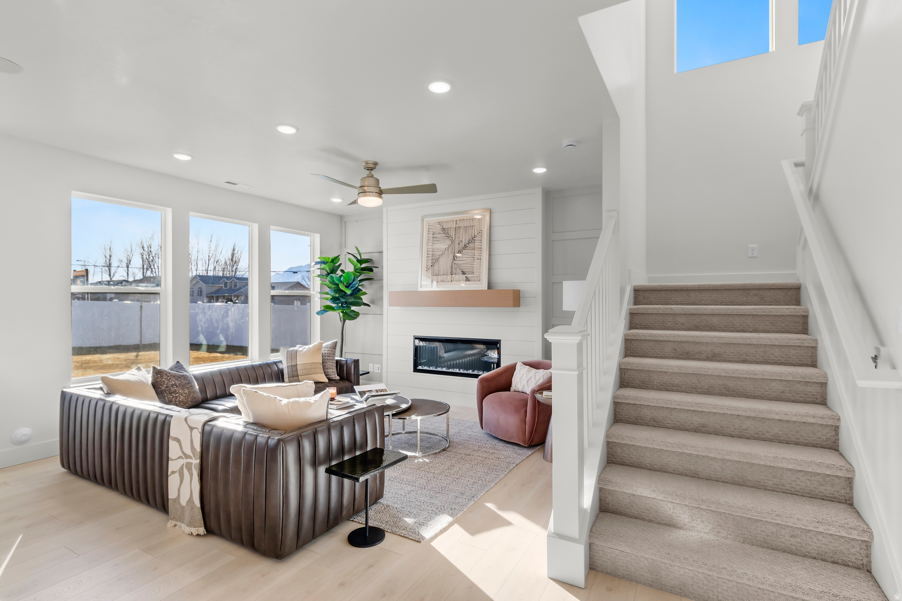 RIVER'S EDGE - Residential