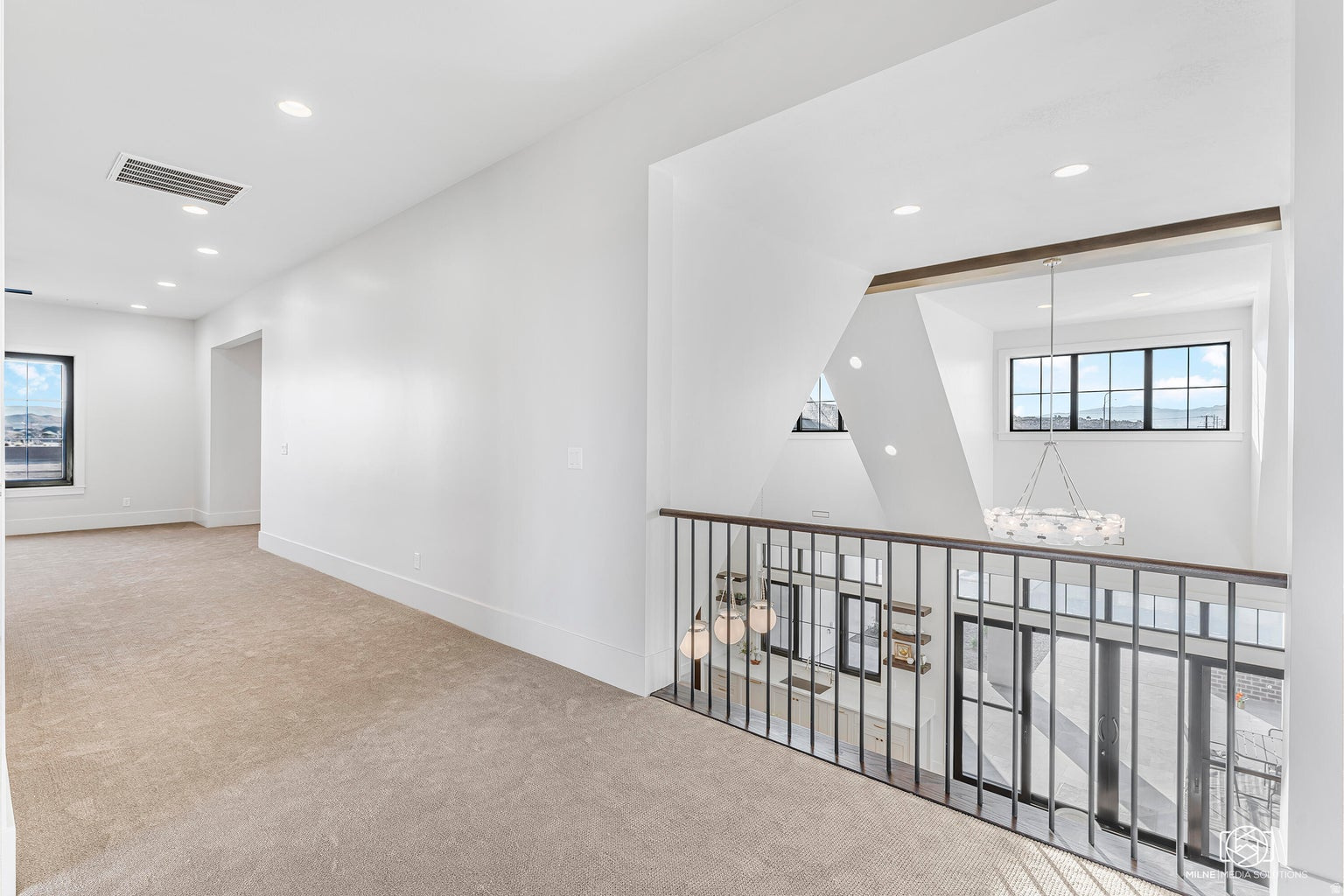 SUMMIT VIEW - Residential