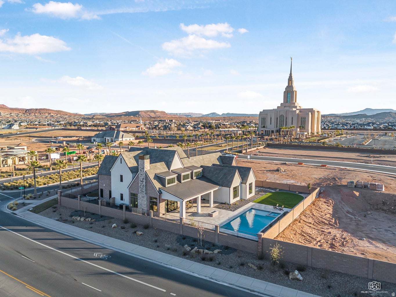 SUMMIT VIEW - Residential