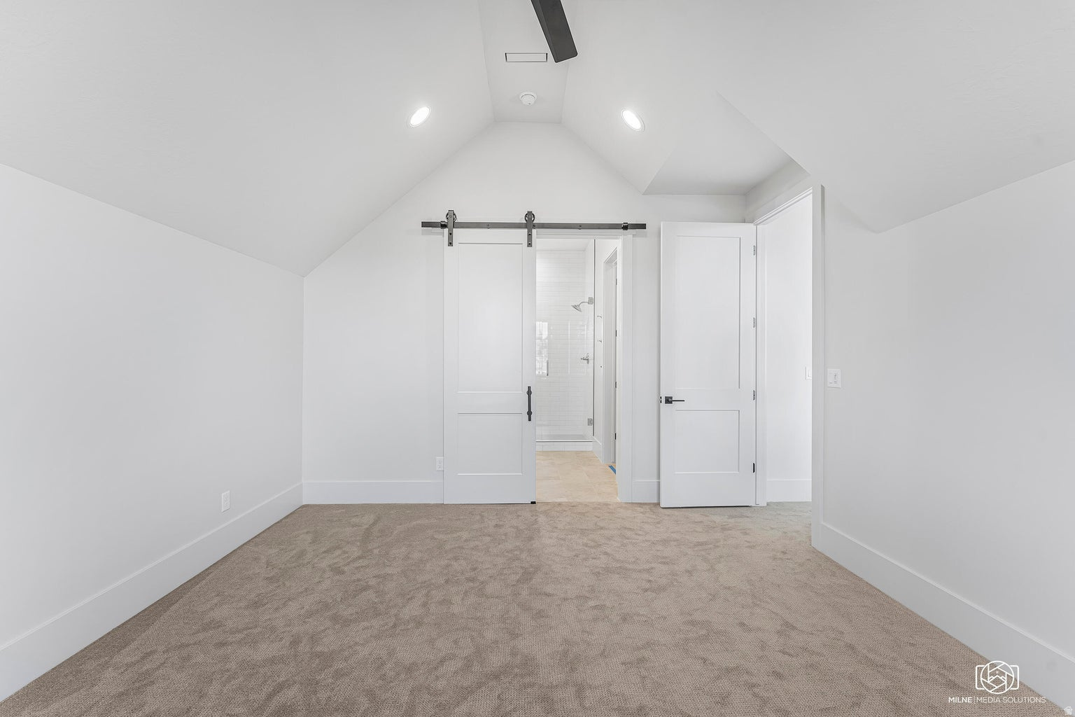 SUMMIT VIEW - Residential