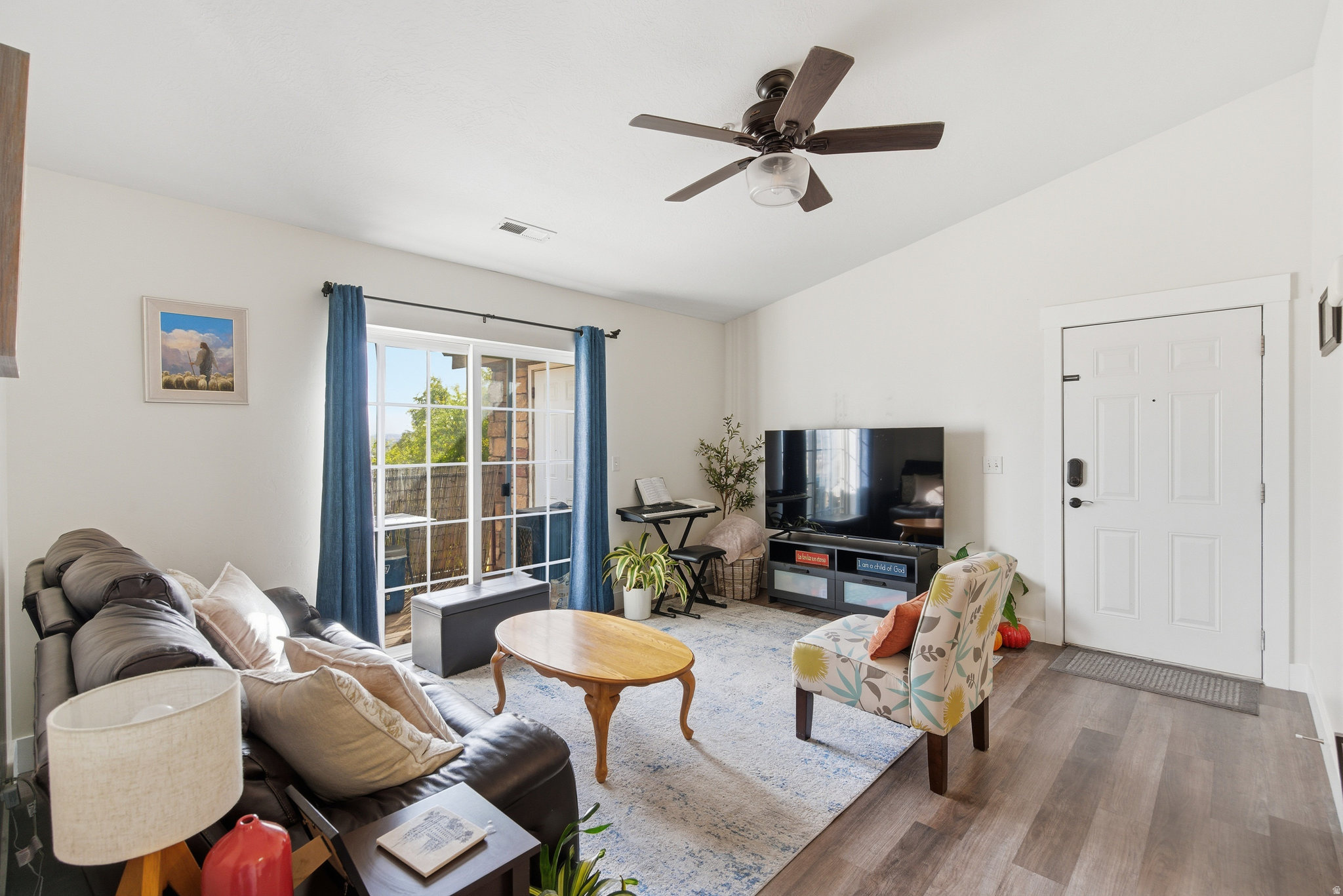 HILLCREST CONDO - Residential