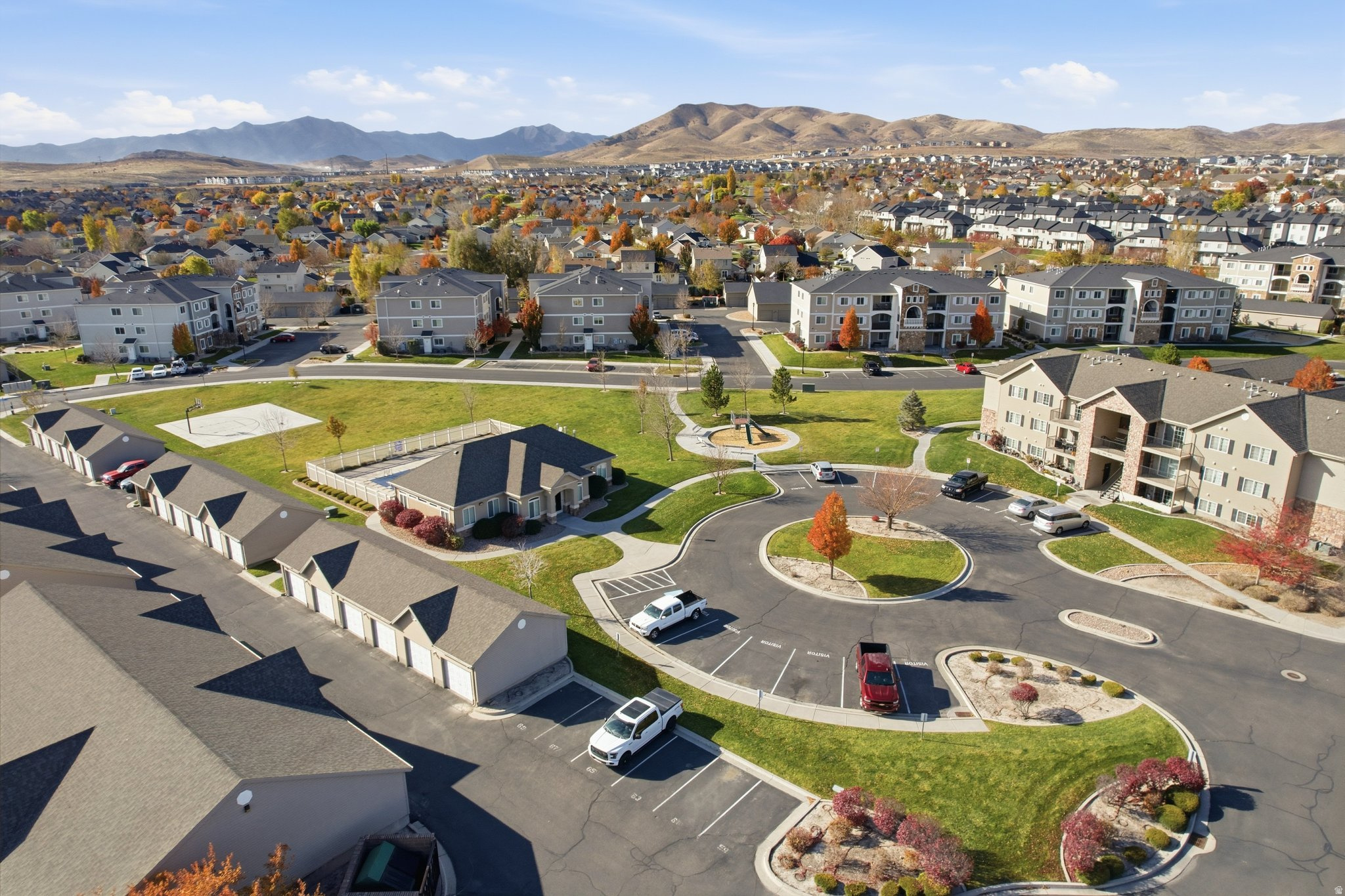 HILLCREST CONDO - Residential