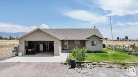 Photo of 2673 S 2400 W, Weston, ID 83286 (MLS # 2136927)