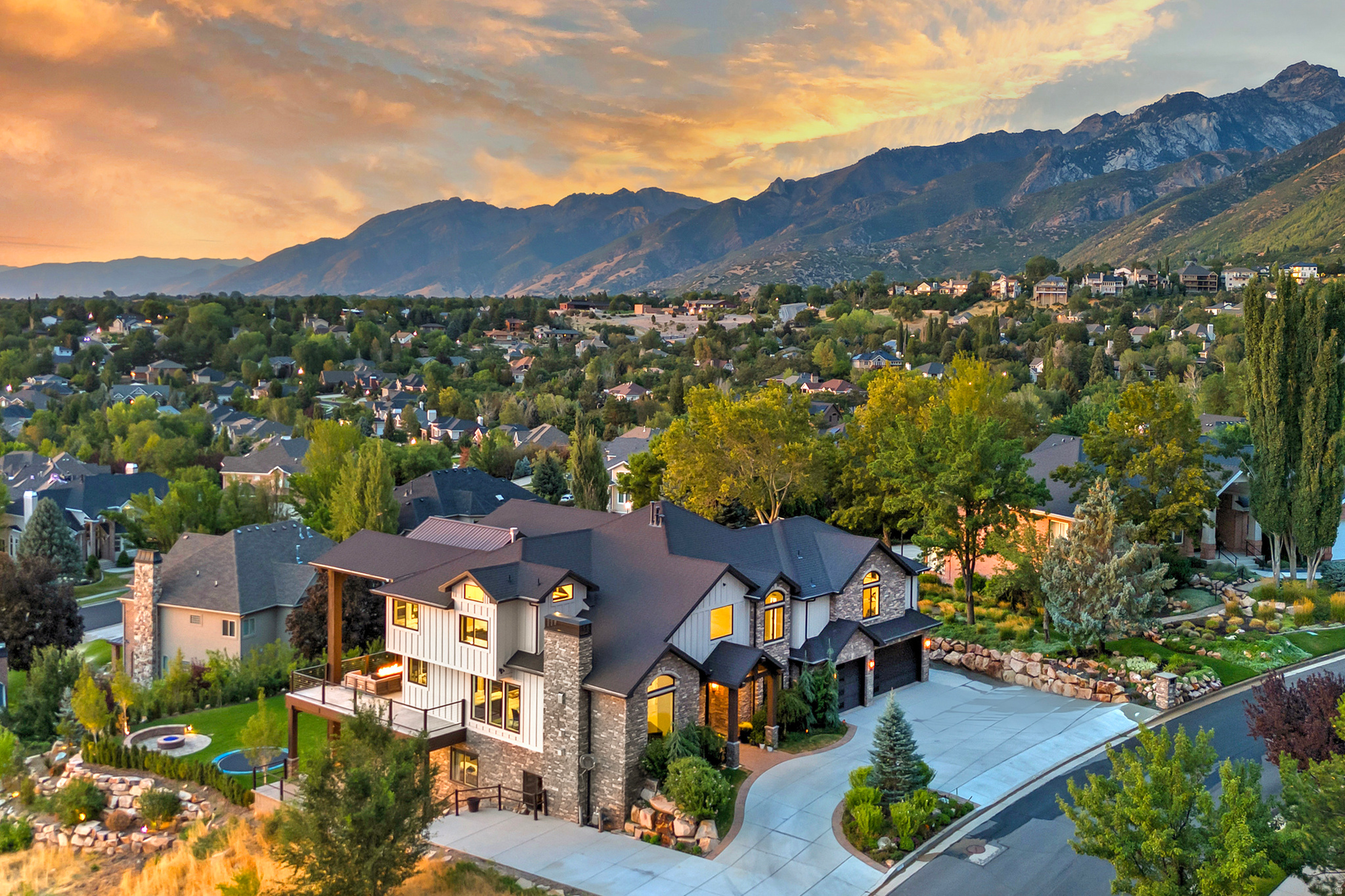 THE COVE AT BEAR CAN - Residential