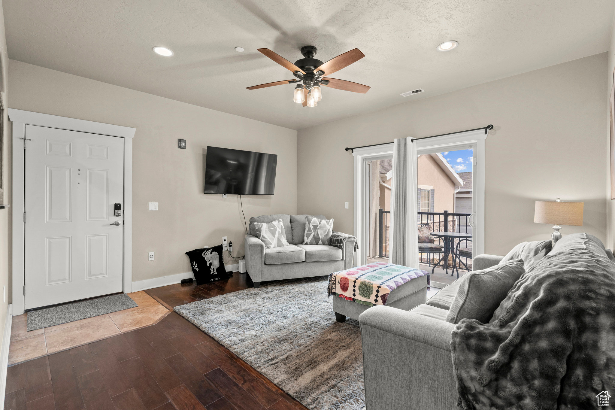 THE SPRINGS - Residential