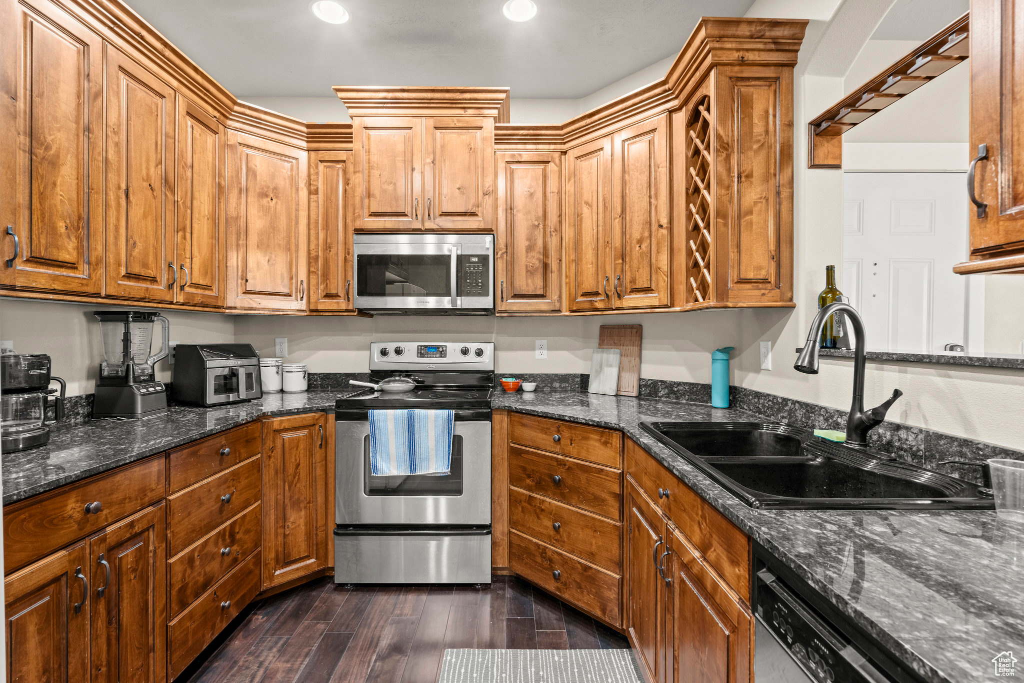 THE SPRINGS - Residential