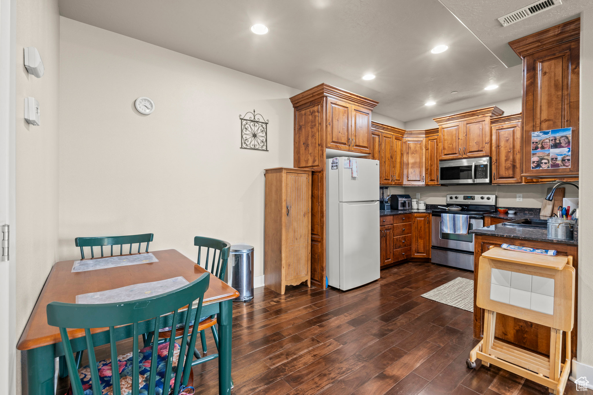 THE SPRINGS - Residential