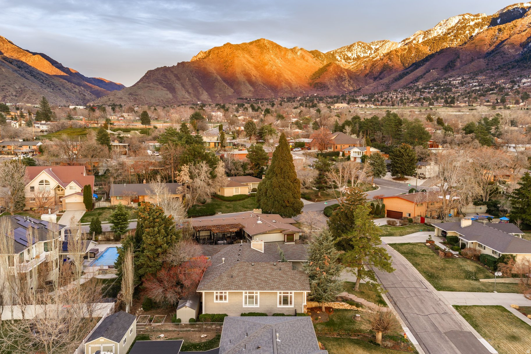 LA JOYA HEIGHTS - Residential