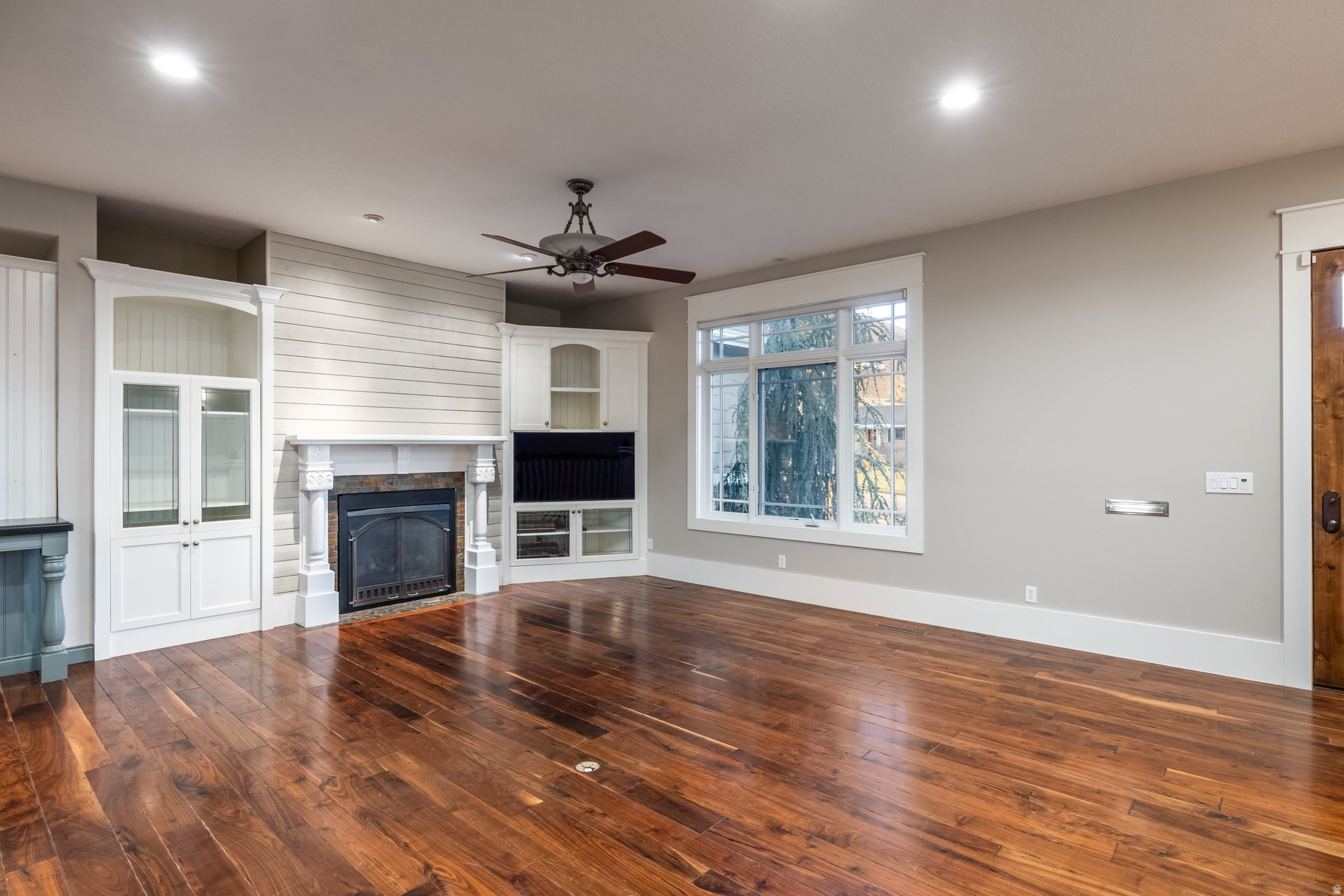 LA JOYA HEIGHTS - Residential