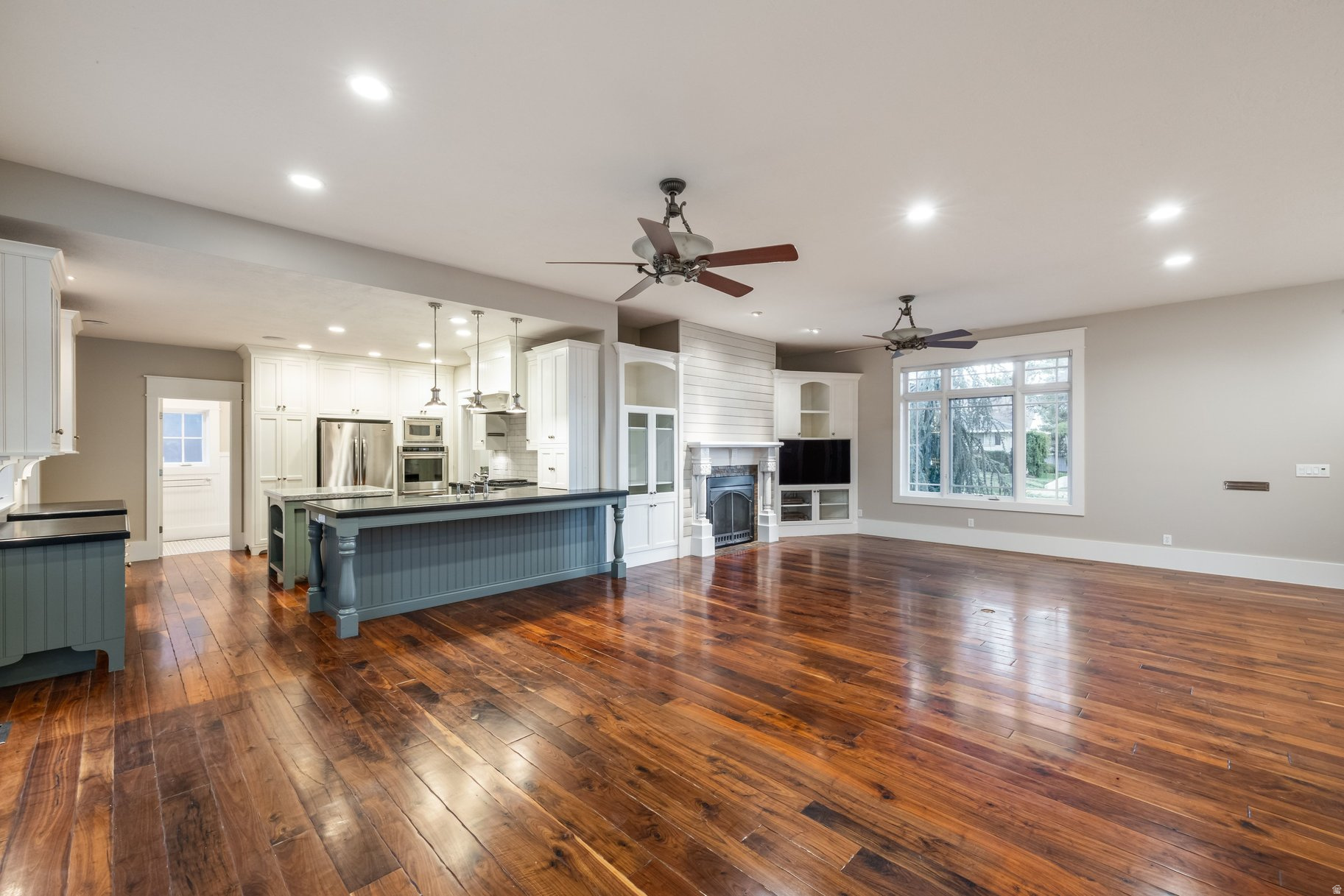 LA JOYA HEIGHTS - Residential