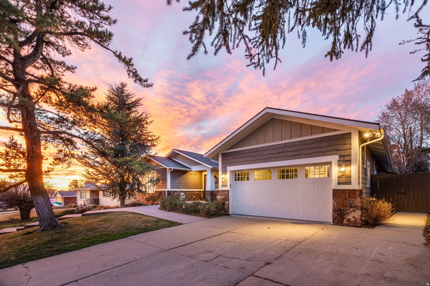 LA JOYA HEIGHTS - Residential