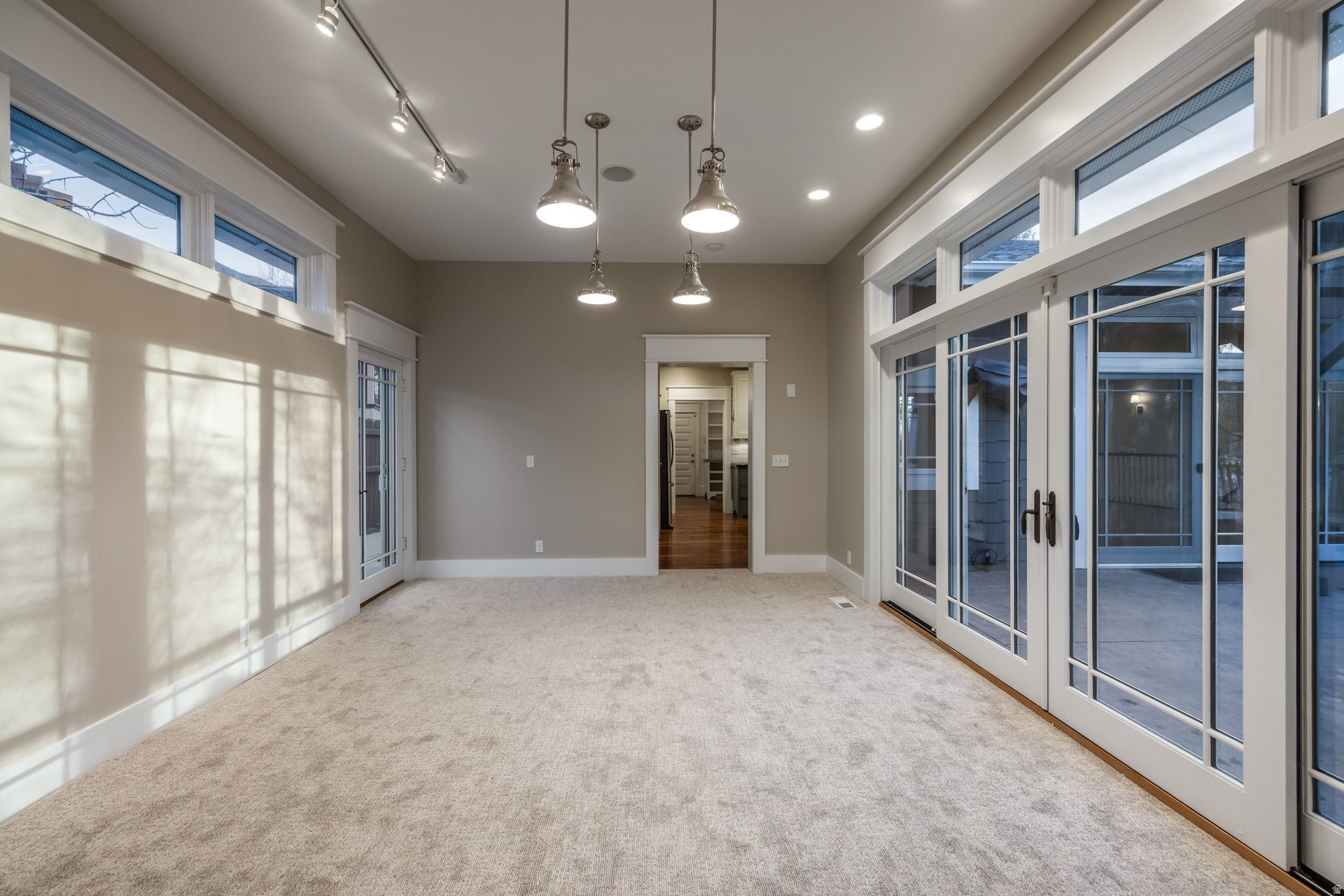 LA JOYA HEIGHTS - Residential