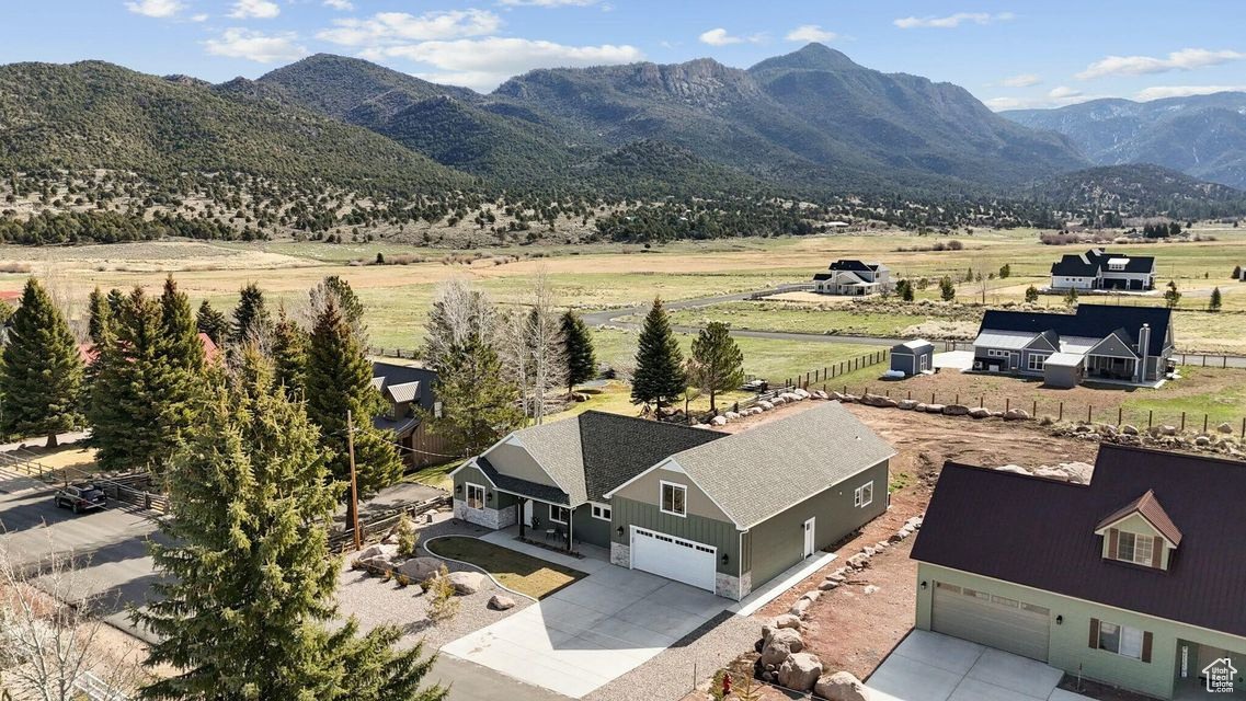 PINE VALLEY MEADOWS - Residential