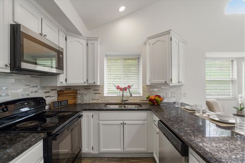 Tiny photo for 1362 E 5150 S, South Ogden, UT 84403 (MLS # 2153240)