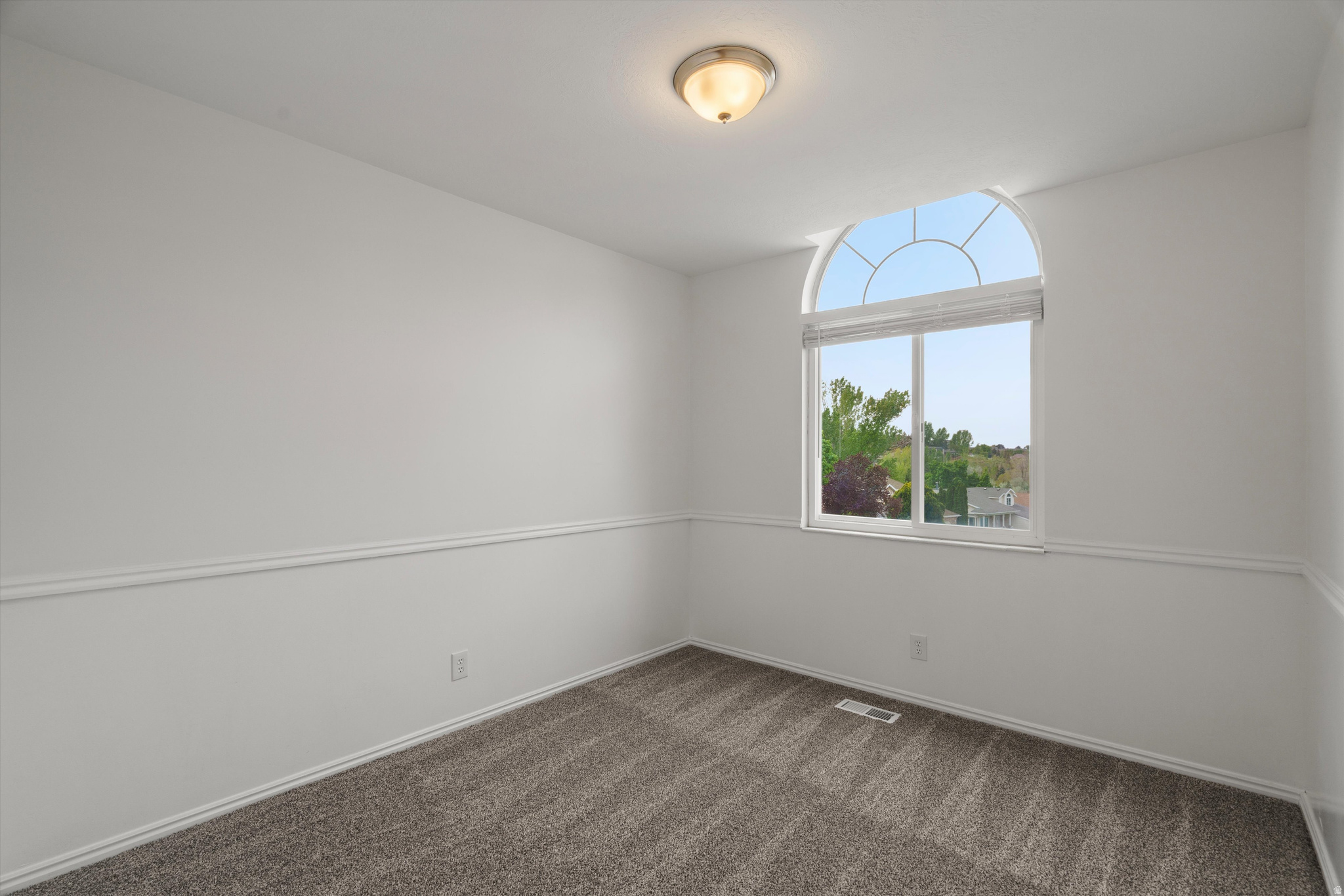 SUNNYSIDE MANOR - Residential