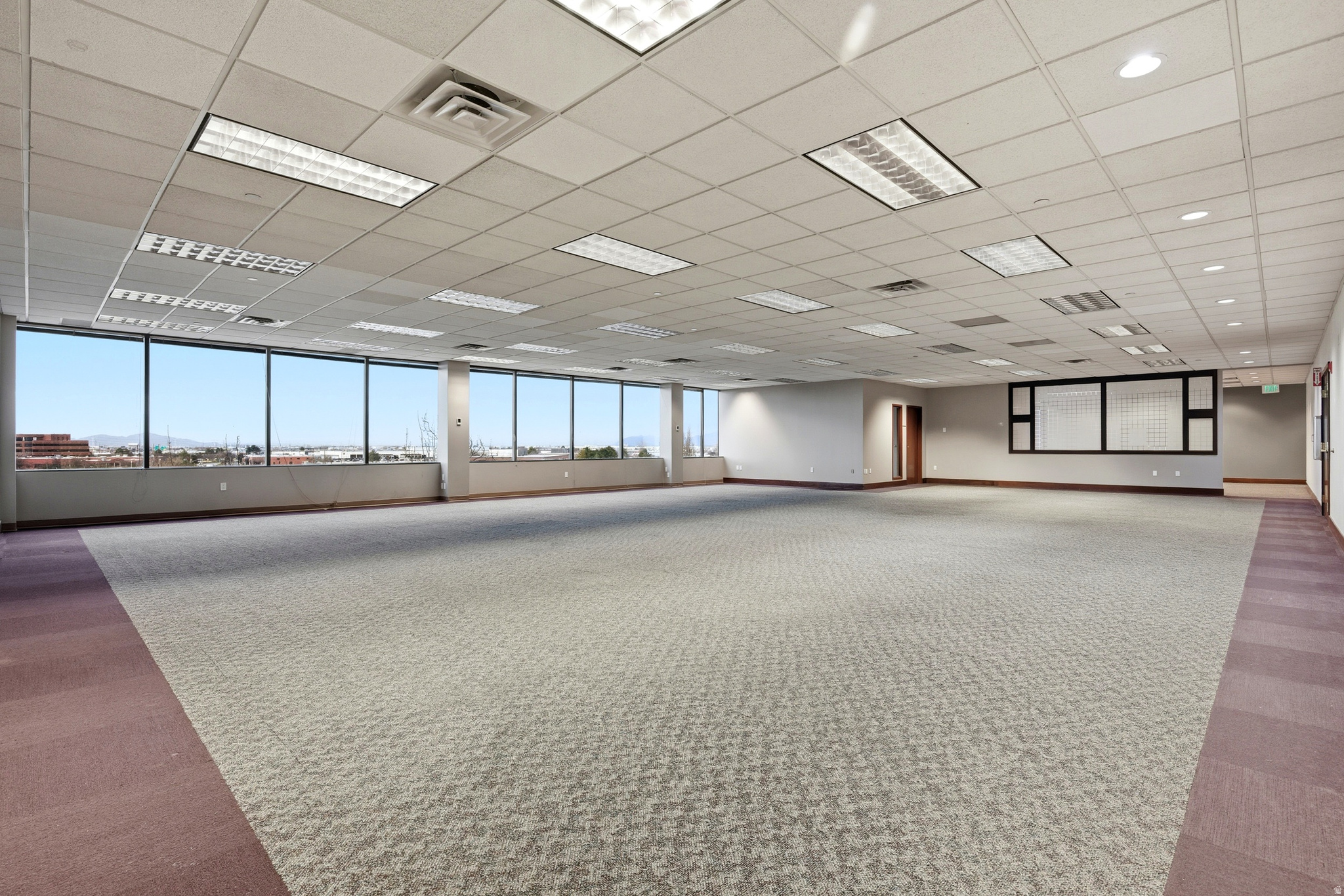 LAKE POINTE - Commercial Lease