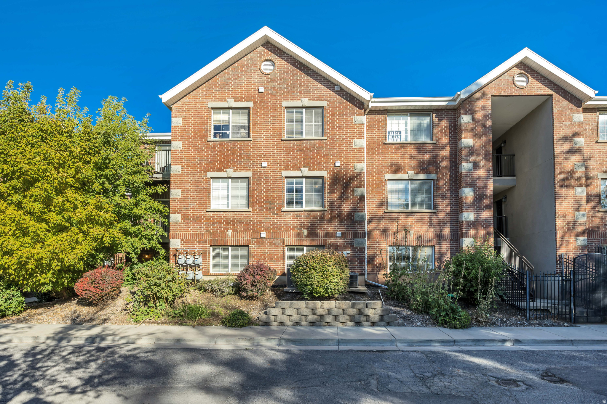 THE BROOKLYN CONDOS - Residential