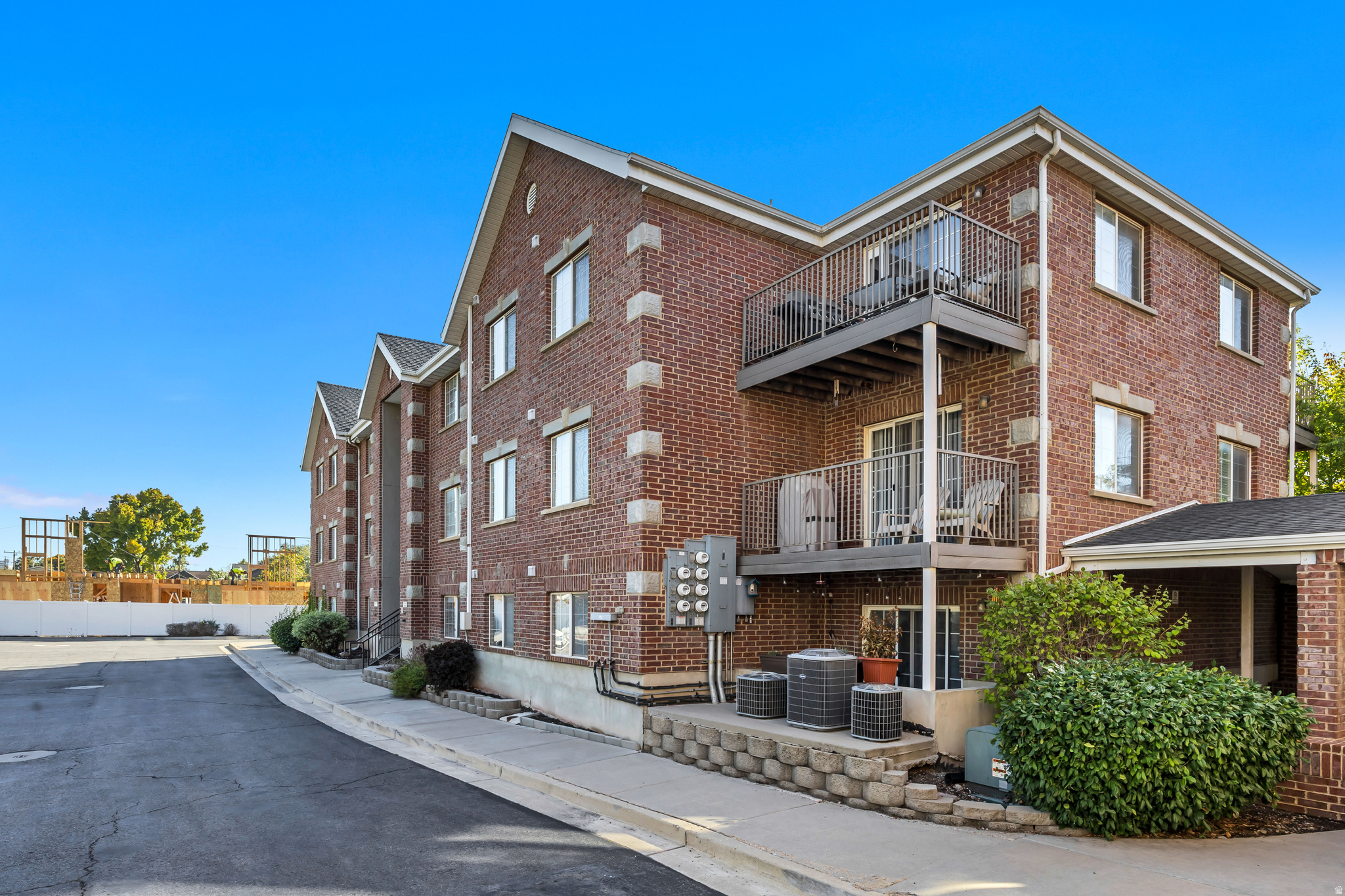 THE BROOKLYN CONDOS - Residential