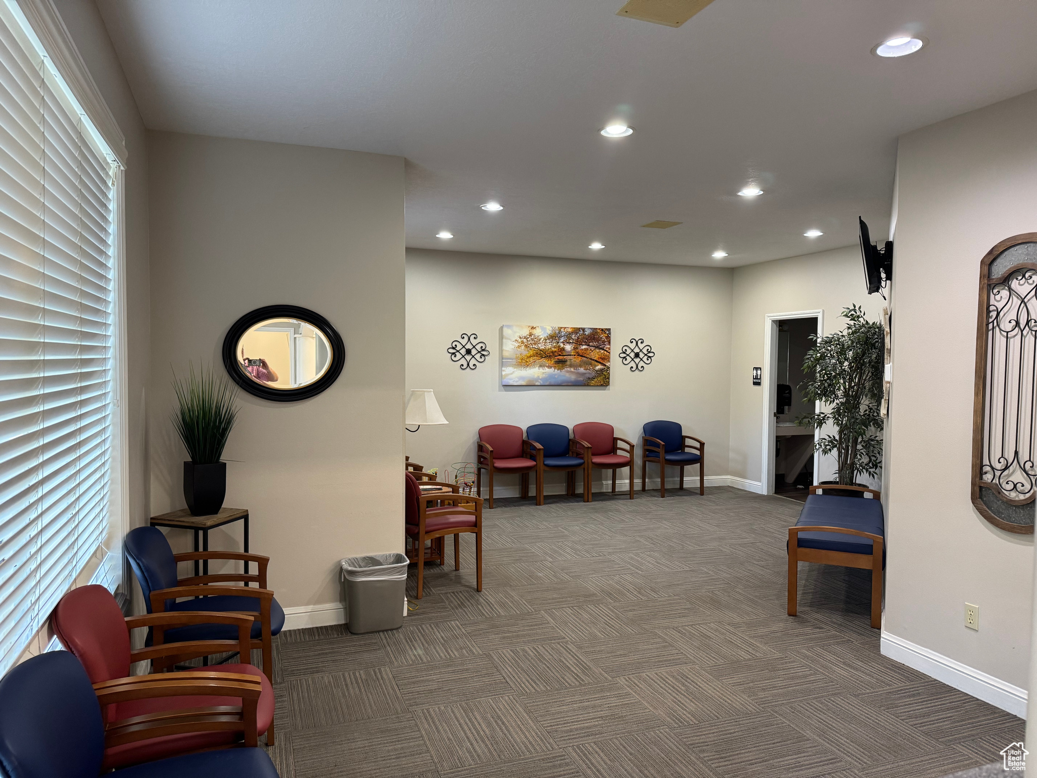 MT VW MEDICAL PLAZA - Commercial Sale