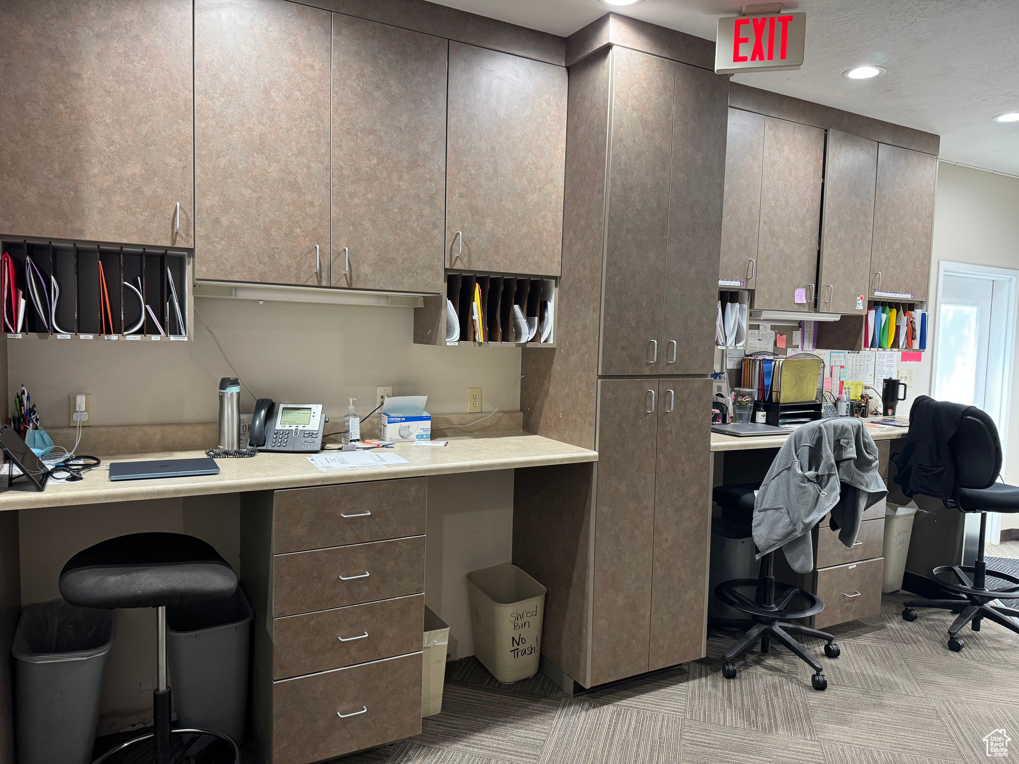 MT VW MEDICAL PLAZA - Commercial Sale