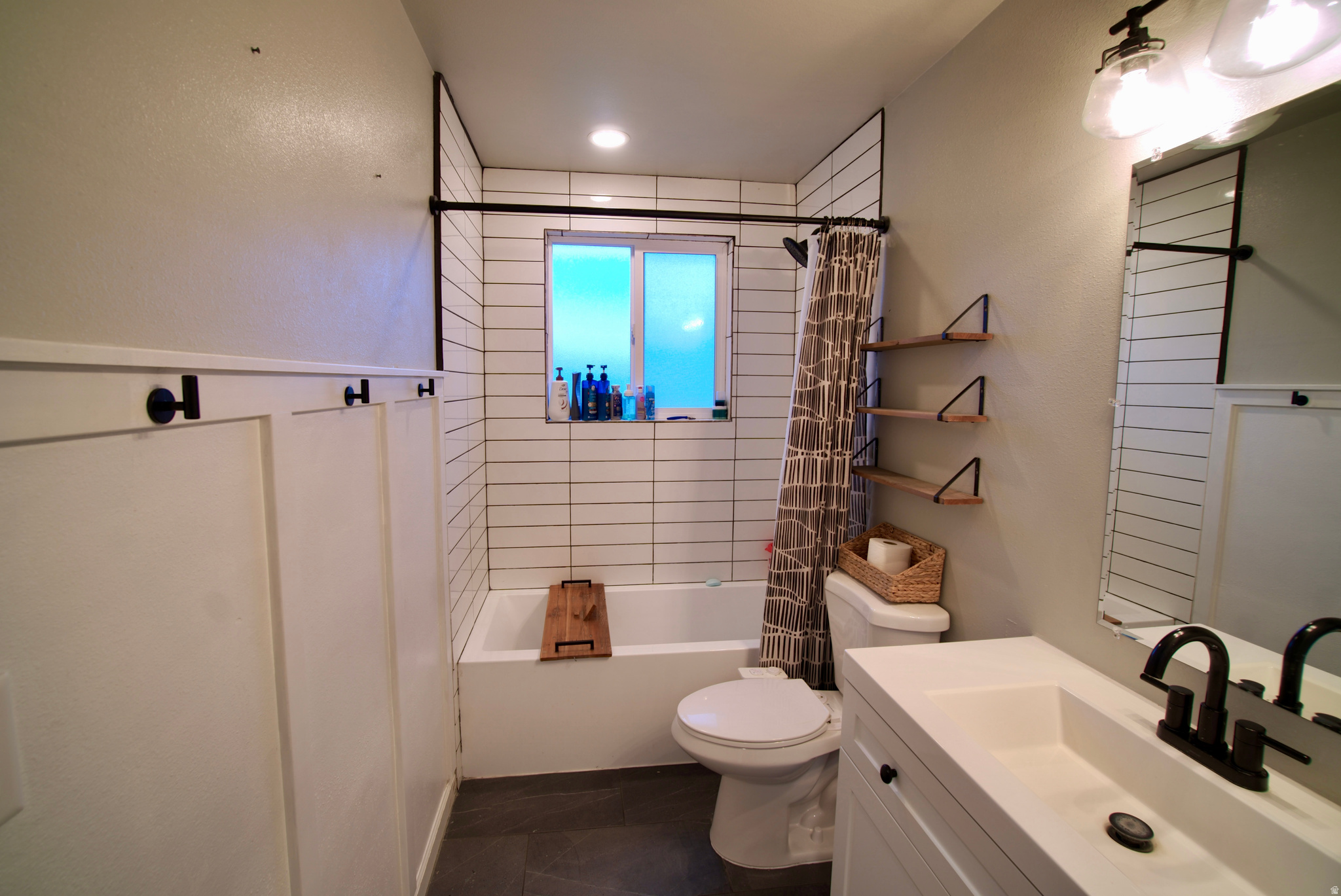 COUNTRY CREEK ESTATES #2 - Residential