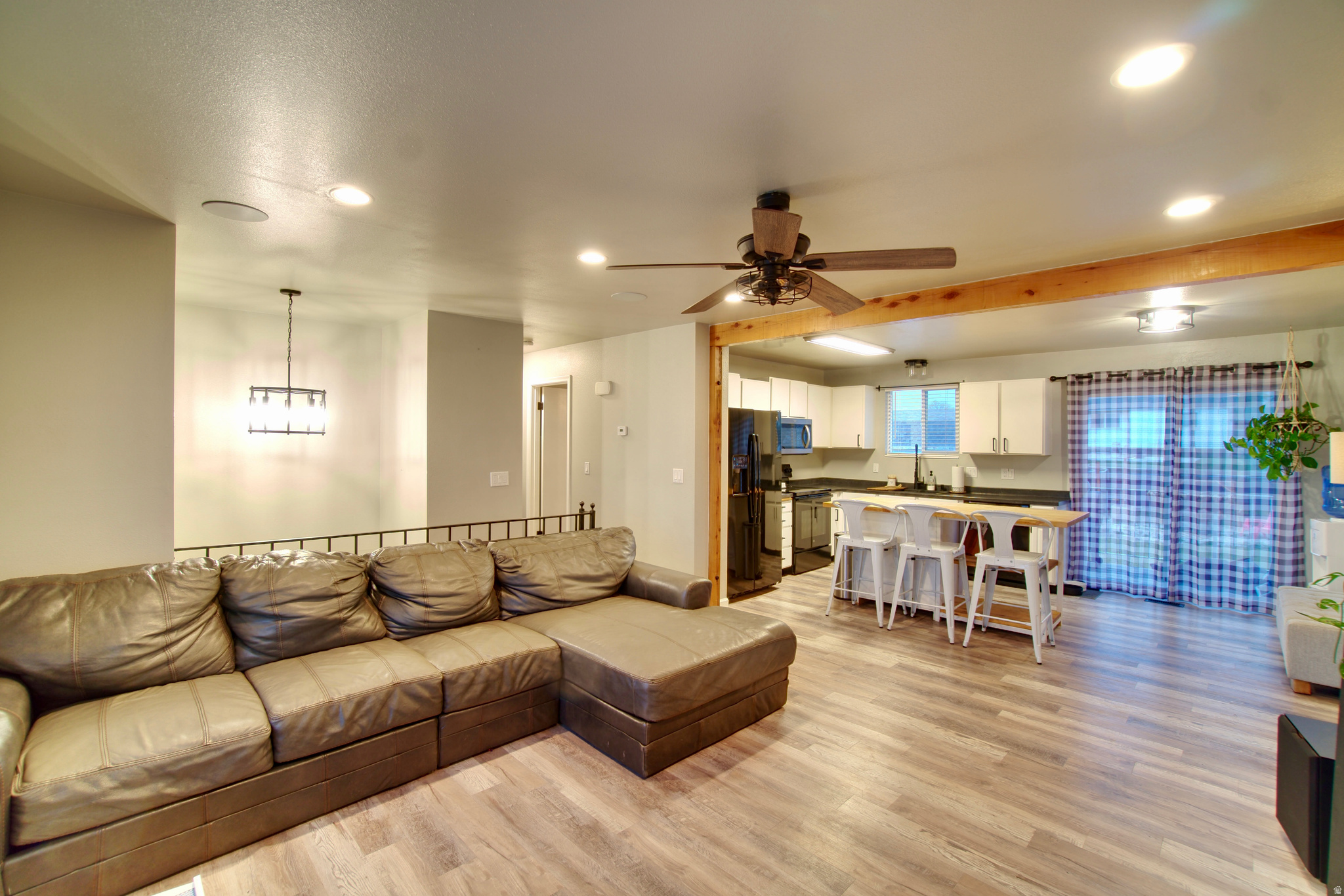 COUNTRY CREEK ESTATES #2 - Residential