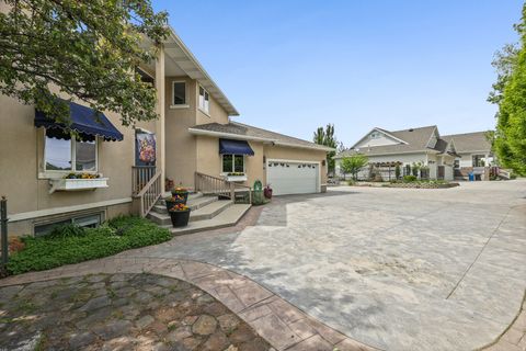 Tiny photo for 1436 VINE ST S, Murray, UT 84121 (MLS # 2156647)