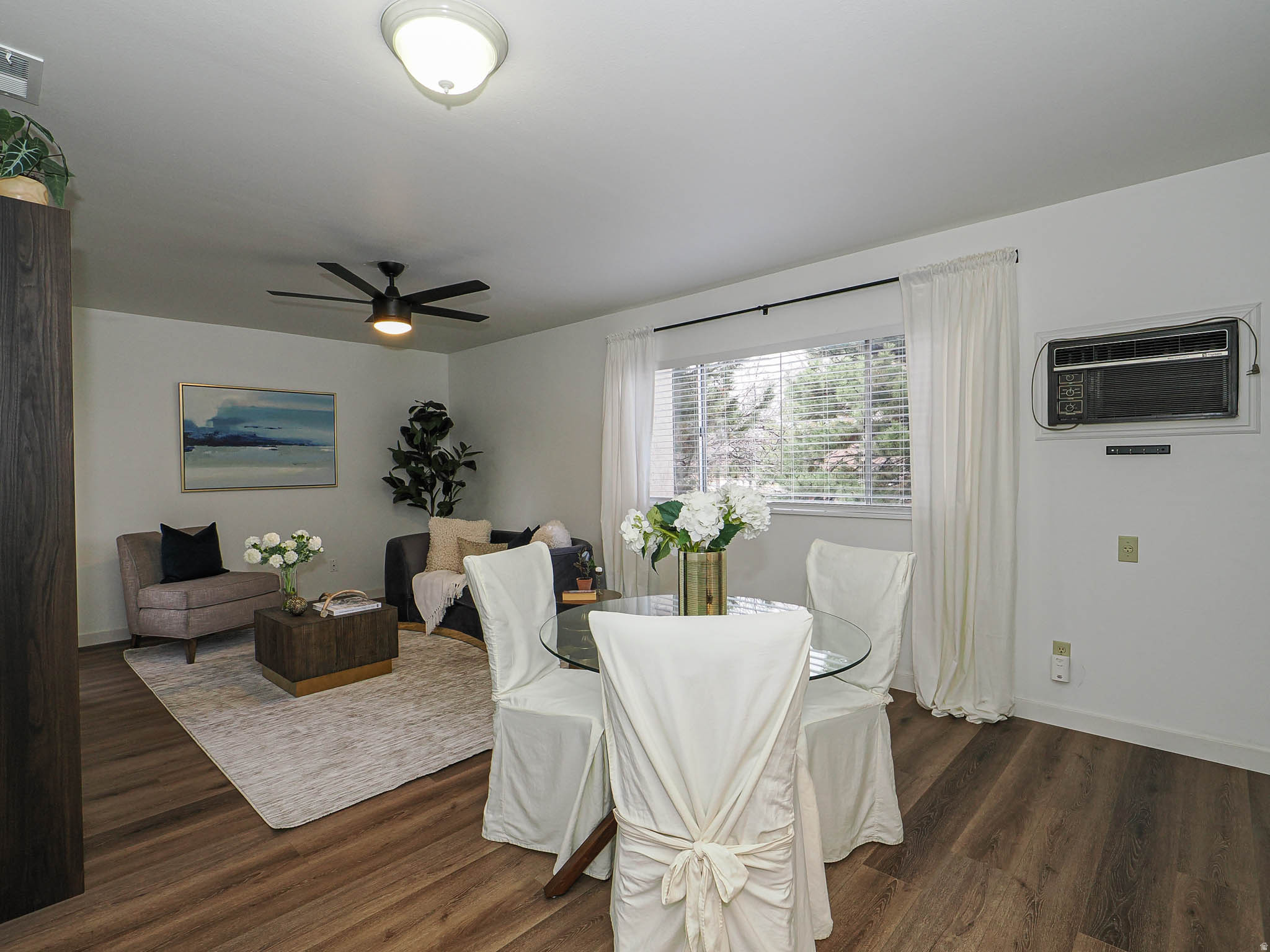 COUNTRY WOOD ESTATES - Residential