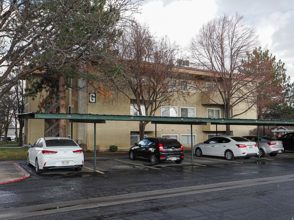 Photo of 1829 W 7600 S #G303, West Jordan, UT 84084 (MLS # 2141894)