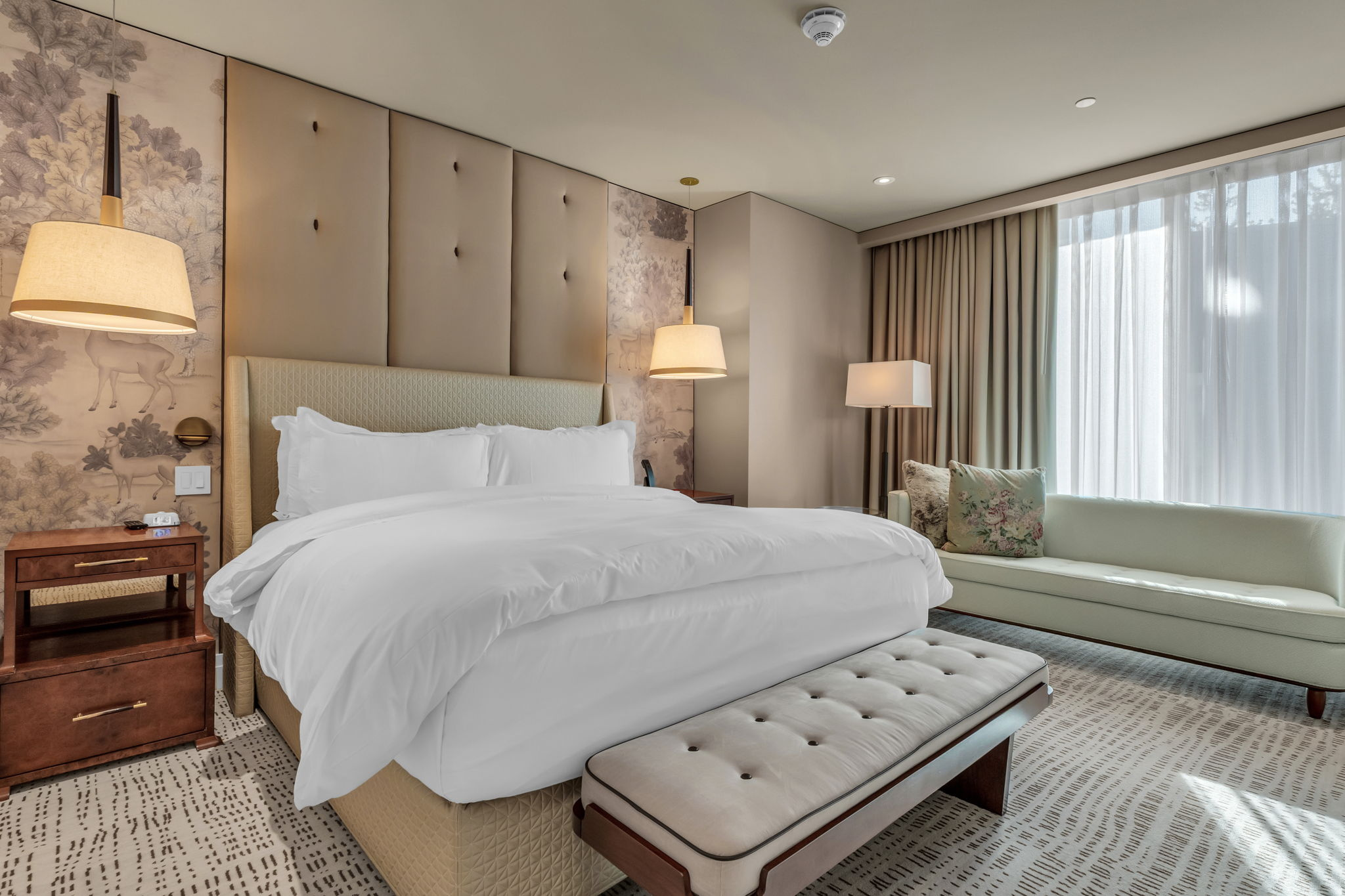 GOLDENER HIRSCH - Residential