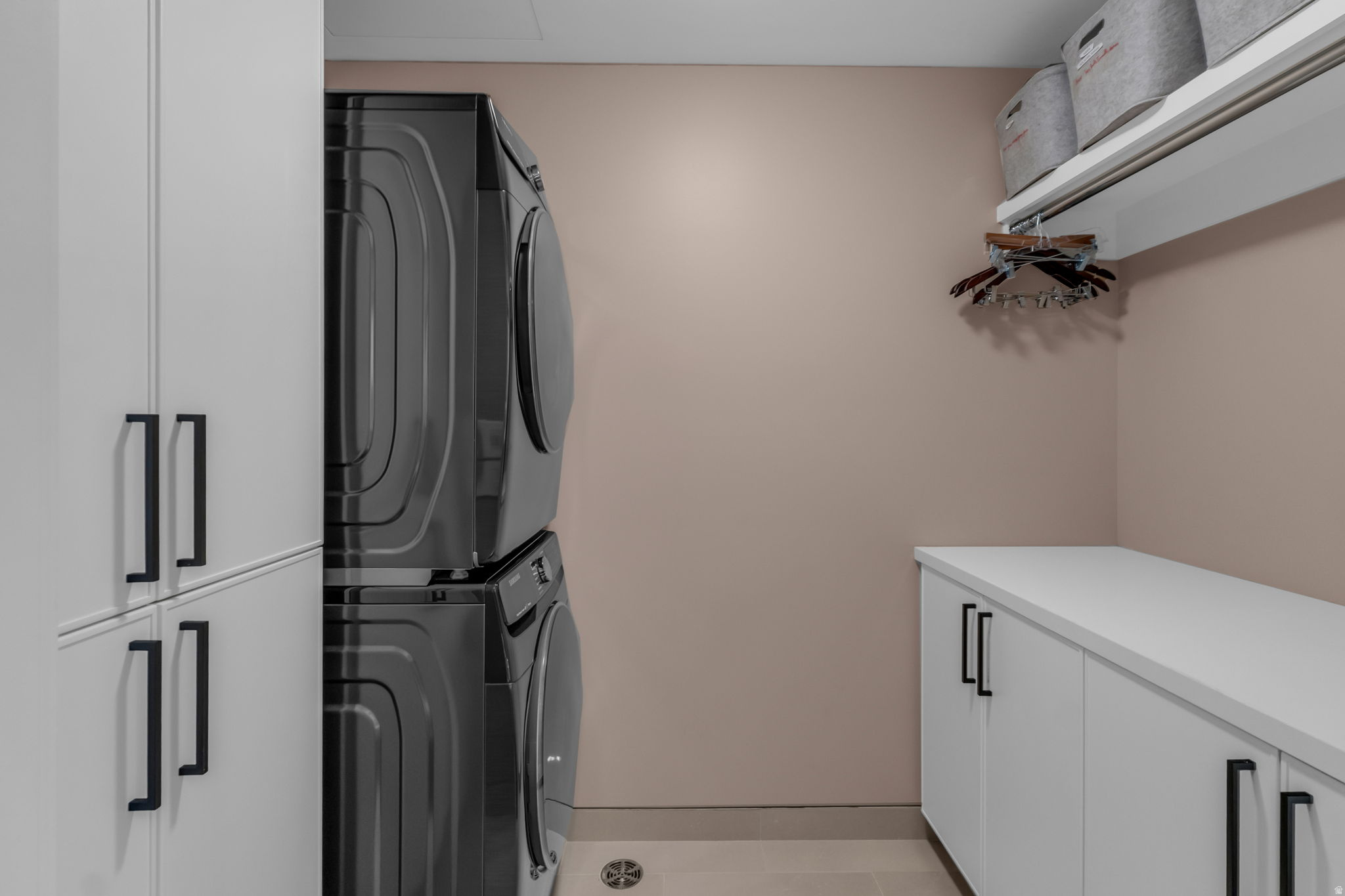 GOLDENER HIRSCH - Residential