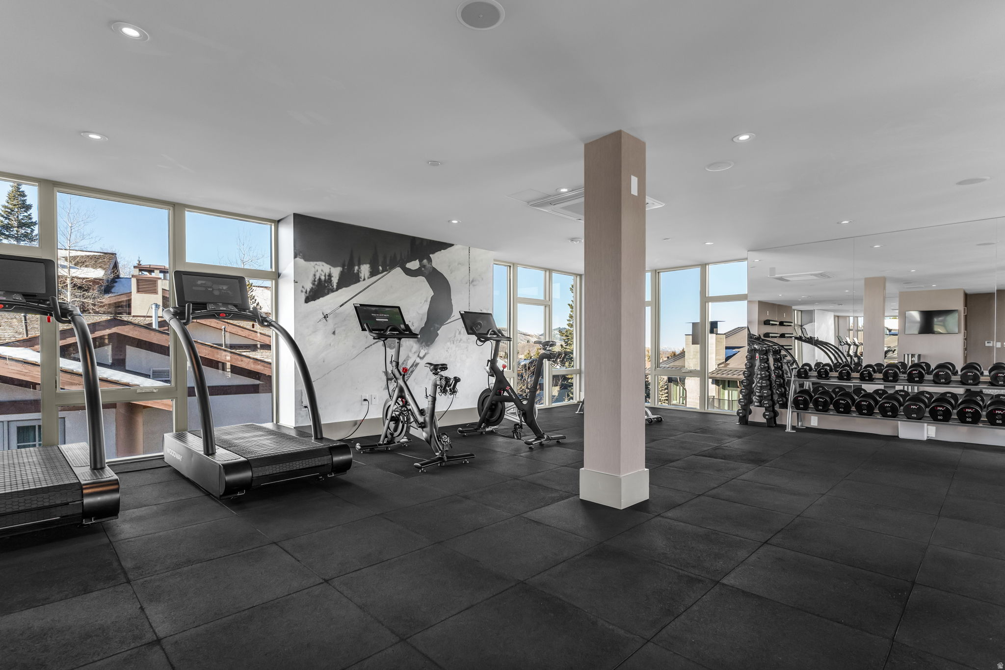 GOLDENER HIRSCH - Residential