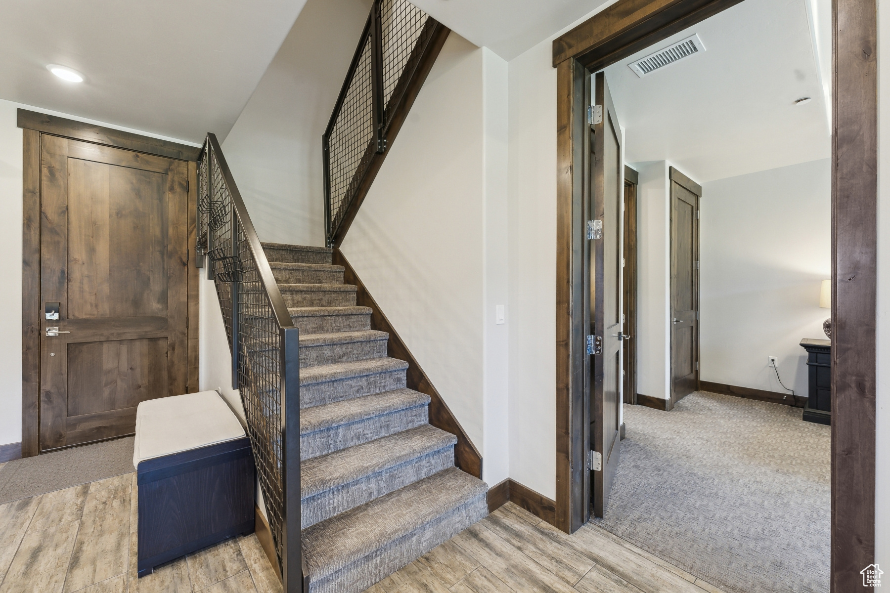 Park City, Utah 84098, United States, 3 Bedrooms Bedrooms, ,3 BathroomsBathrooms,Residential,Pending,181410