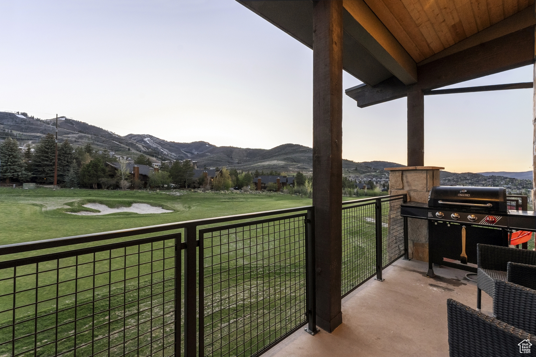 Park City, Utah 84098, United States, 3 Bedrooms Bedrooms, ,3 BathroomsBathrooms,Residential,Pending,181410