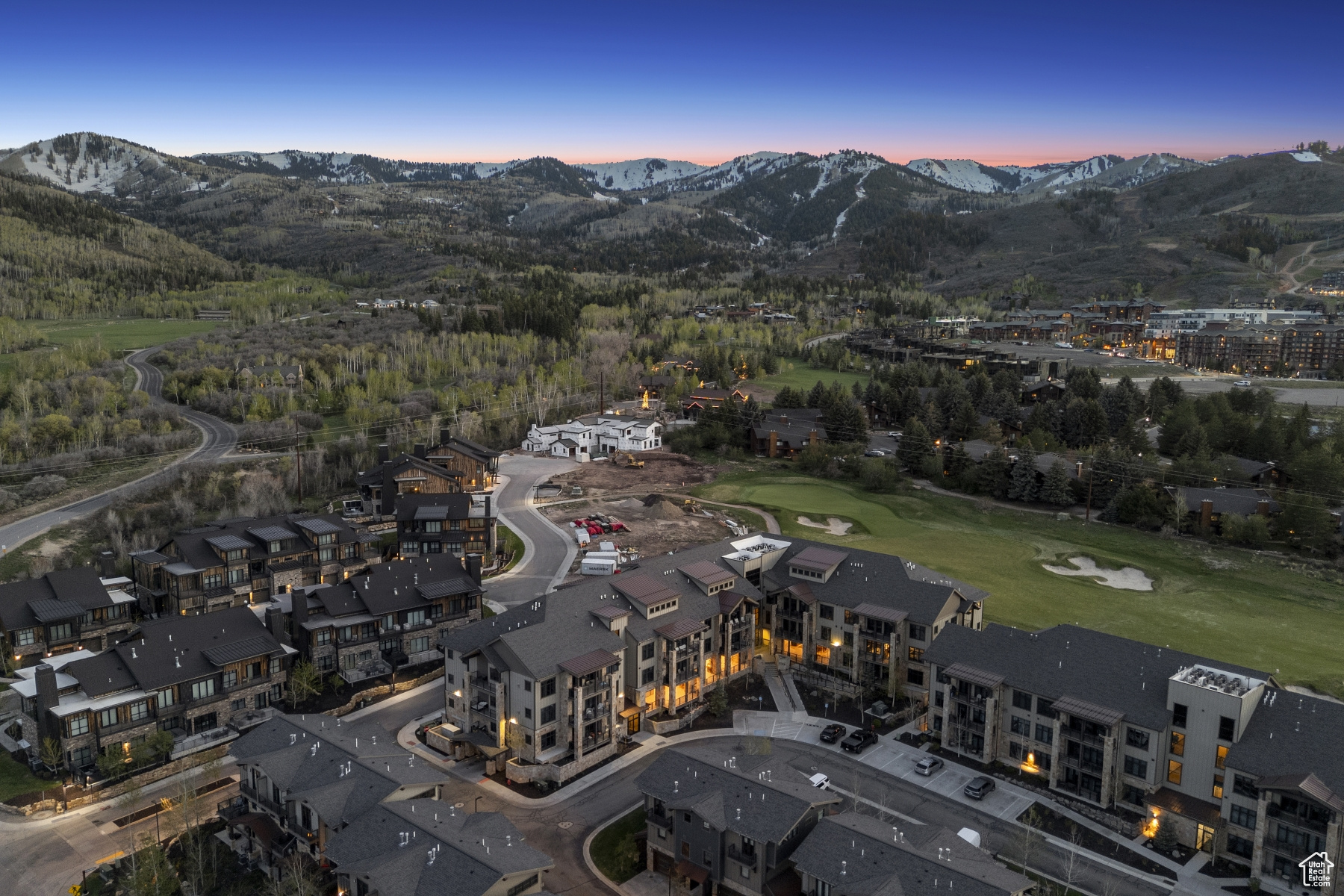 Park City, Utah 84098, United States, 3 Bedrooms Bedrooms, ,3 BathroomsBathrooms,Residential,Pending,181410 Park City, Utah 84098, United States, 3 Bedrooms Bedrooms, ,3 BathroomsBathrooms,Residential,Pending,181410