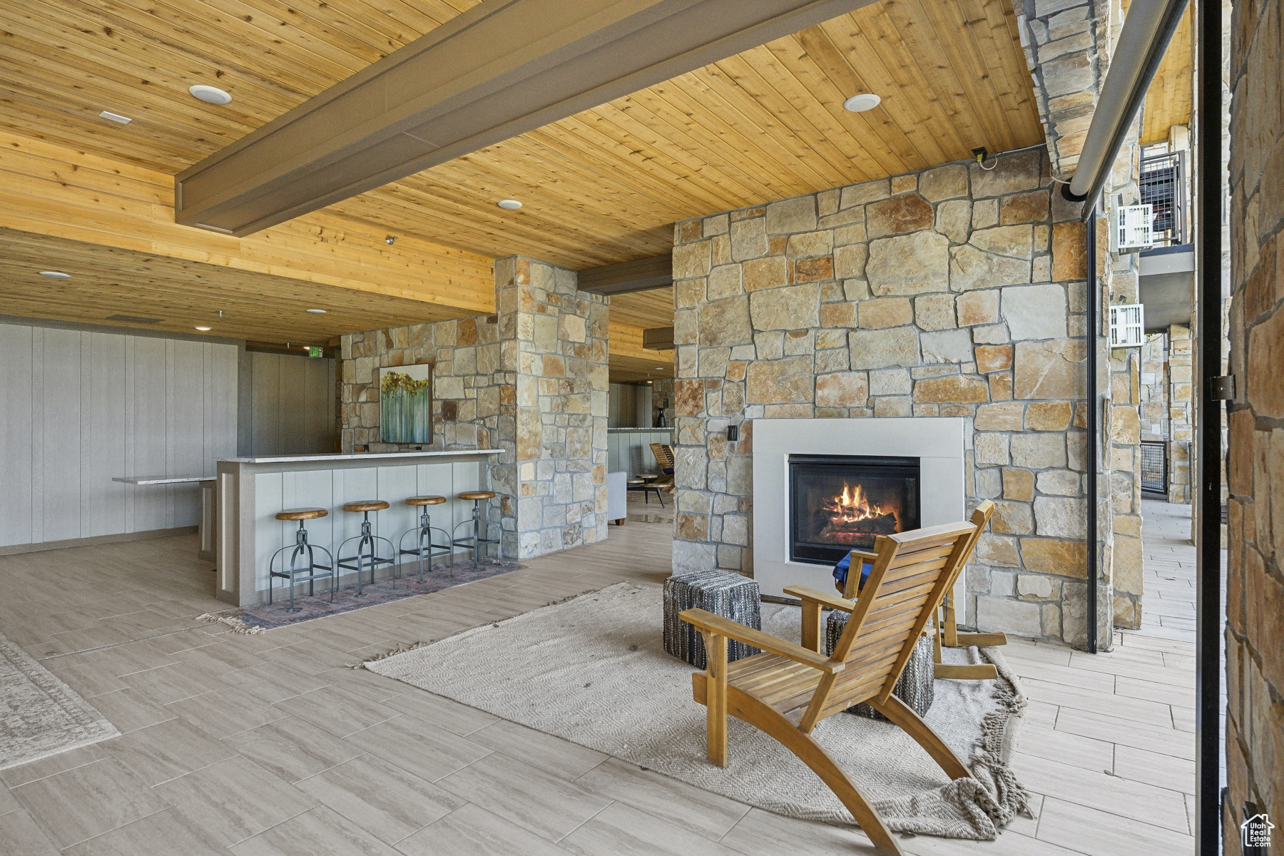 Park City, Utah 84098, United States, 3 Bedrooms Bedrooms, ,3 BathroomsBathrooms,Residential,Pending,181410