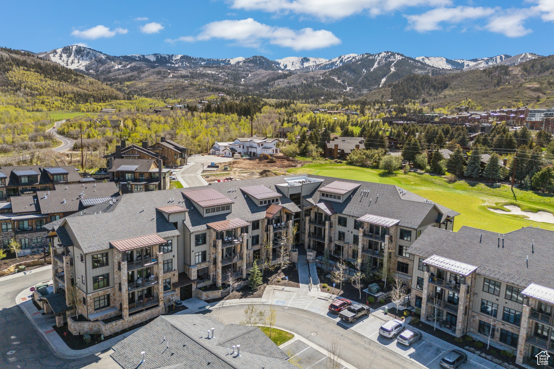 Park City, Utah 84098, United States, 3 Bedrooms Bedrooms, ,3 BathroomsBathrooms,Residential,Pending,181410