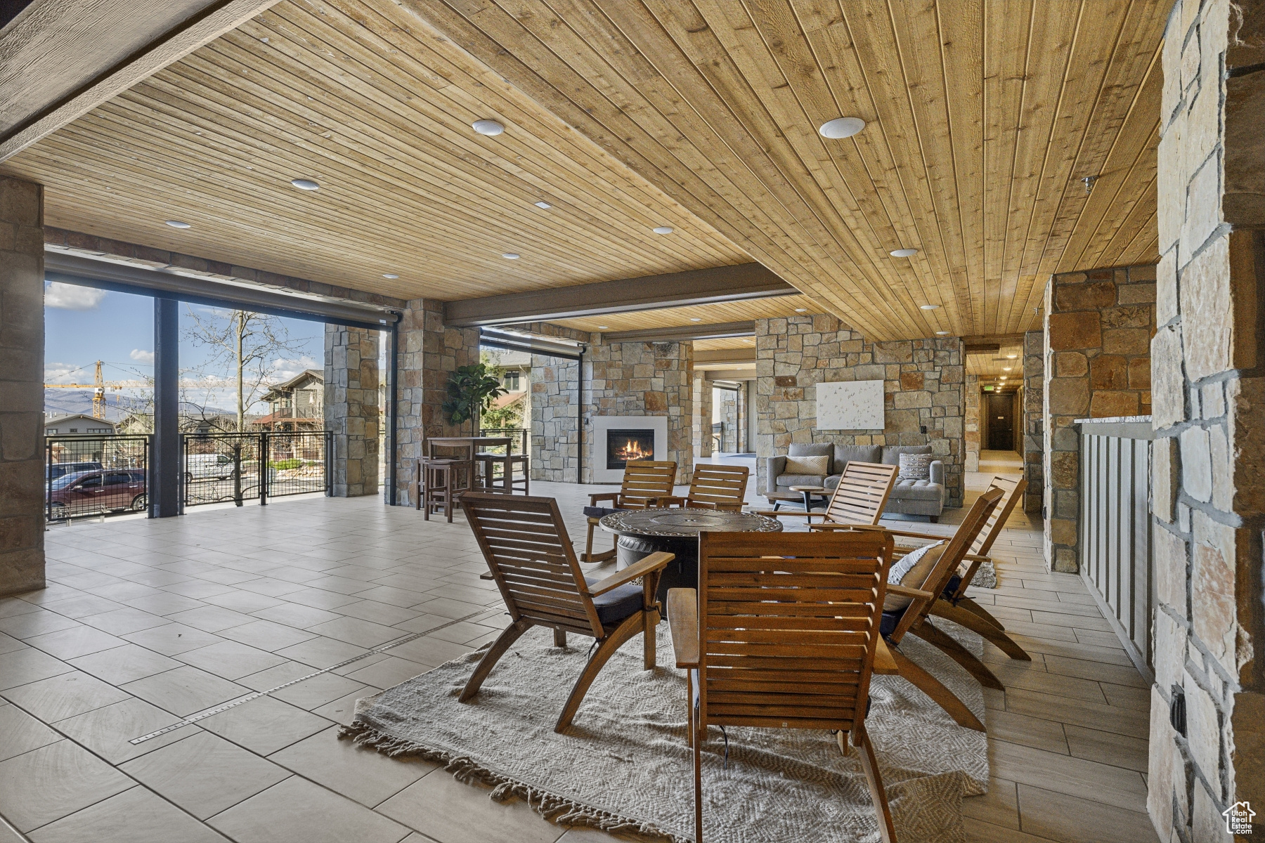 Park City, Utah 84098, United States, 3 Bedrooms Bedrooms, ,3 BathroomsBathrooms,Residential,Pending,181410